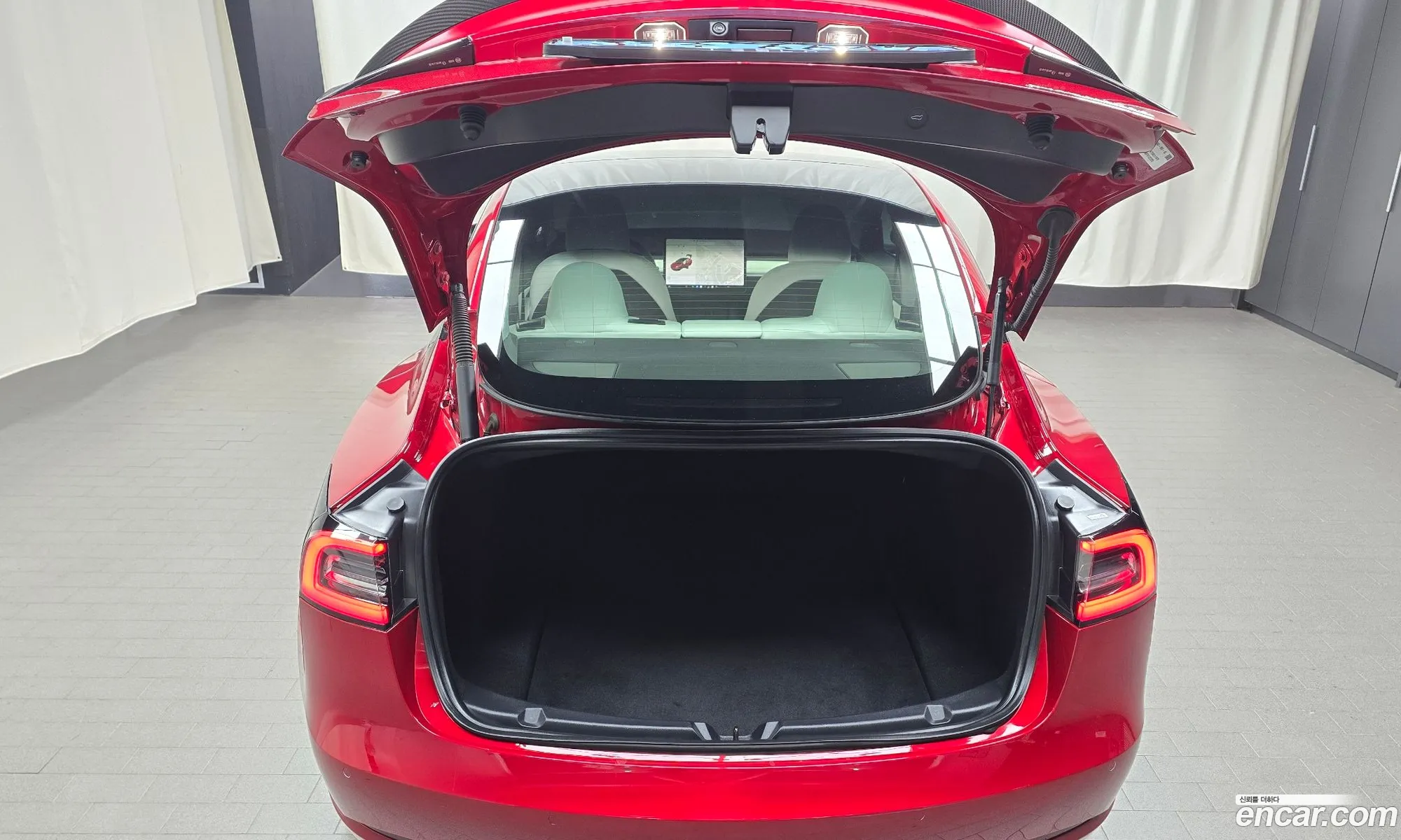 Tesla Model 3 2021 5YJ3E1EC5MF912220 — 19