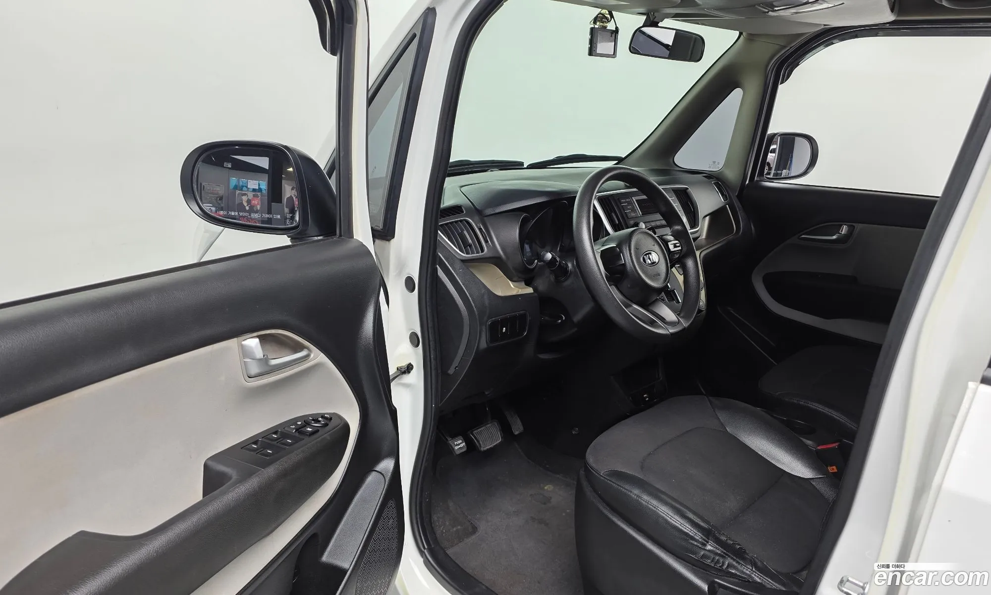 Kia Ray 2020 KNACF911BLT232283 — 10