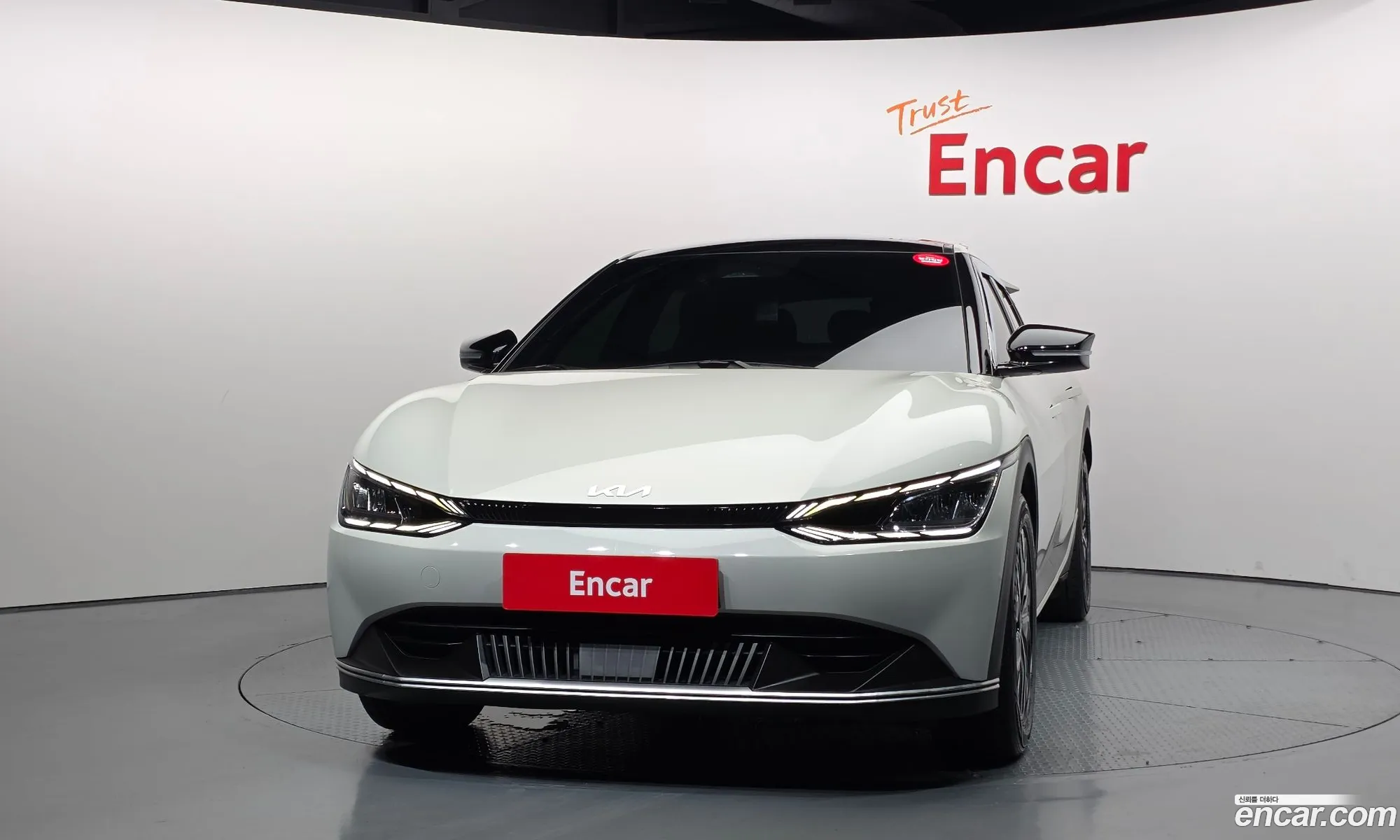 Kia EV6 2022 KNAC281AFNA086285 — 6