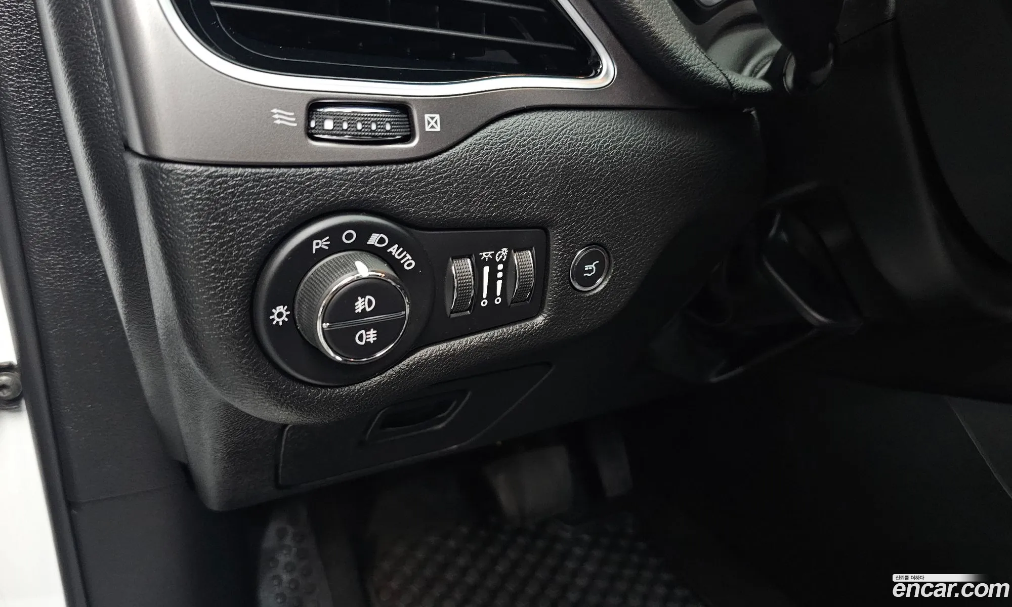 Jeep Cherokee 2021 1C4PJMDB5MD145323 — 14