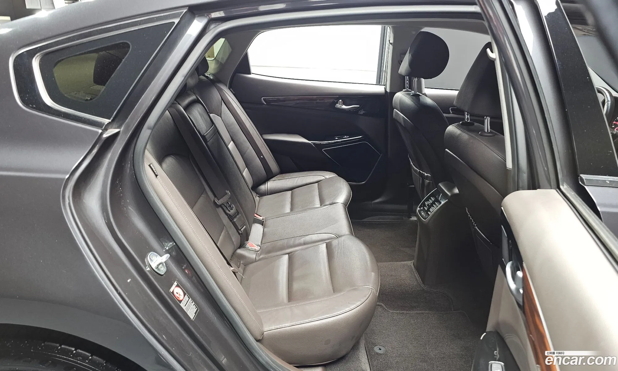 Kia K7 2016 KNALB415BGA009868 — 2