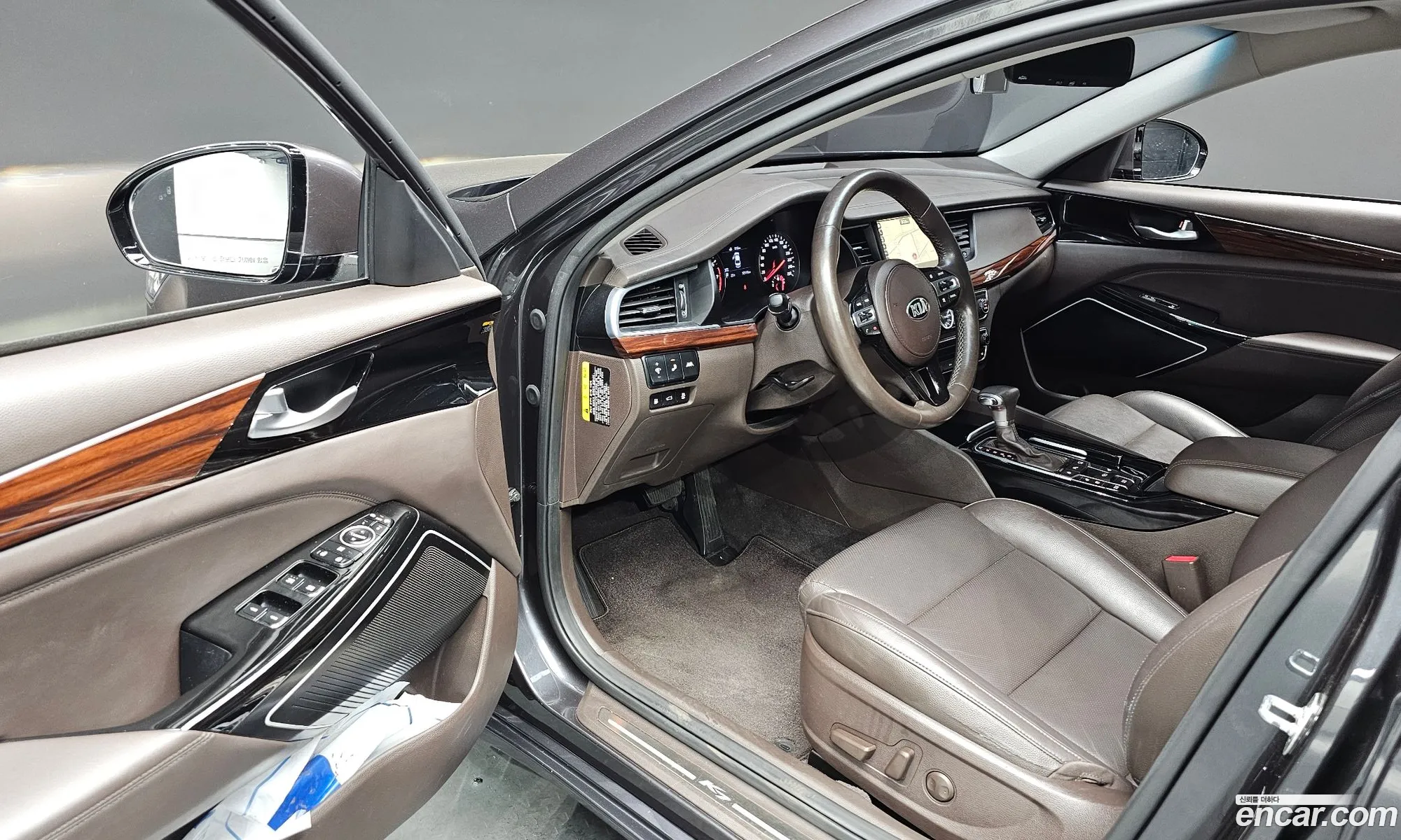 Kia K7 2016 KNALB415BGA009868 — 9