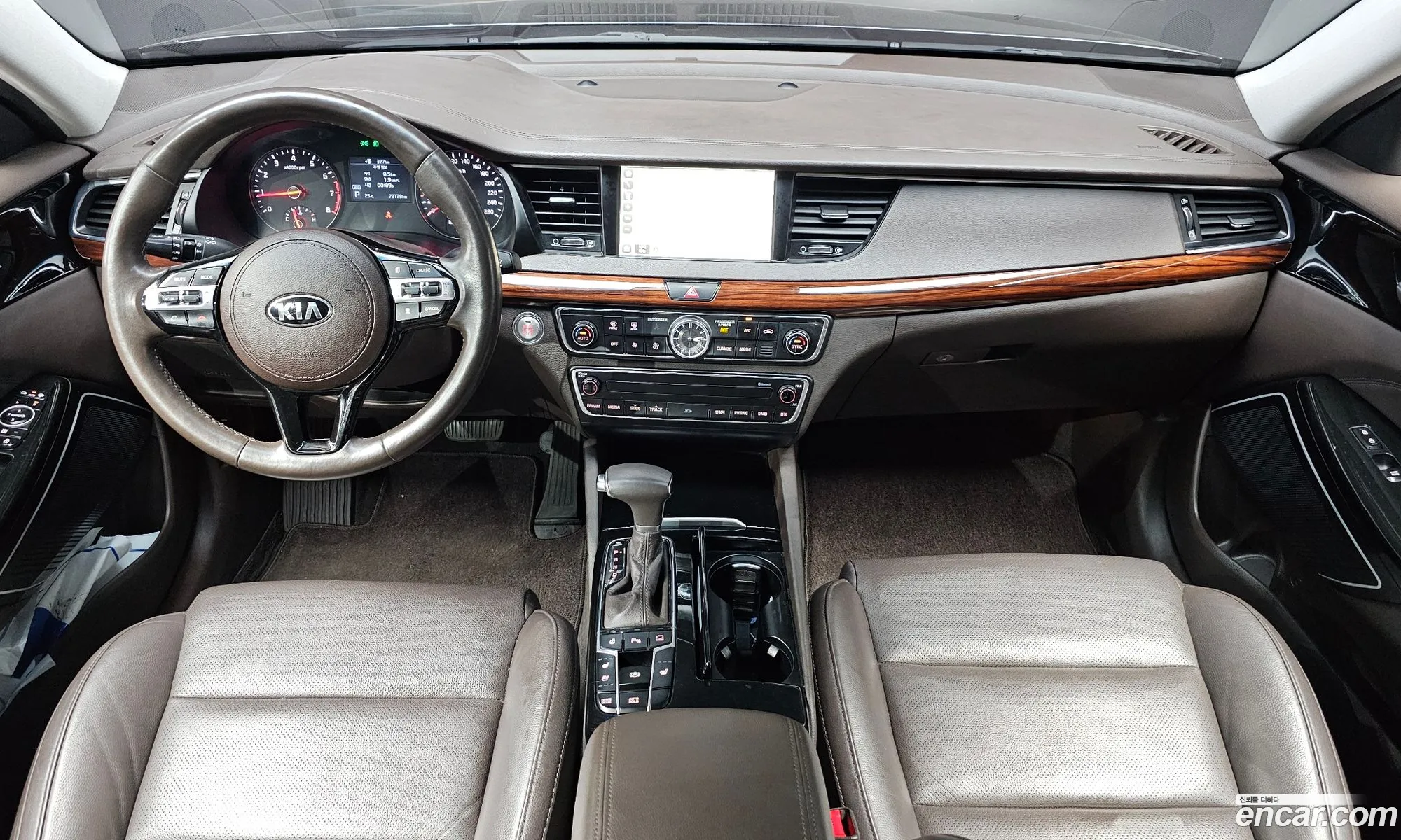 Kia K7 2016 KNALB415BGA009868 — 6