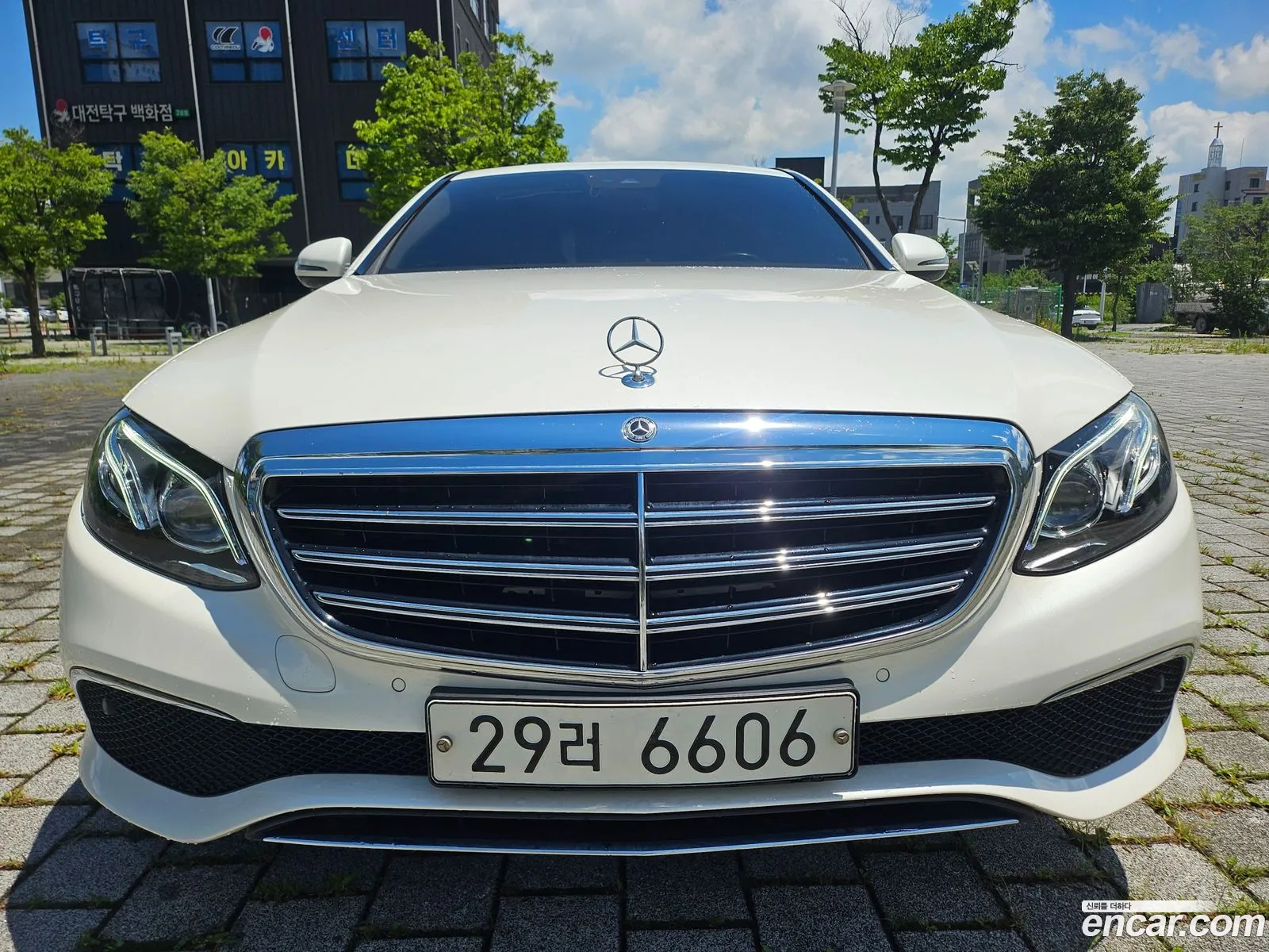 Mercedes-Benz E-Class W213 2019 — 16