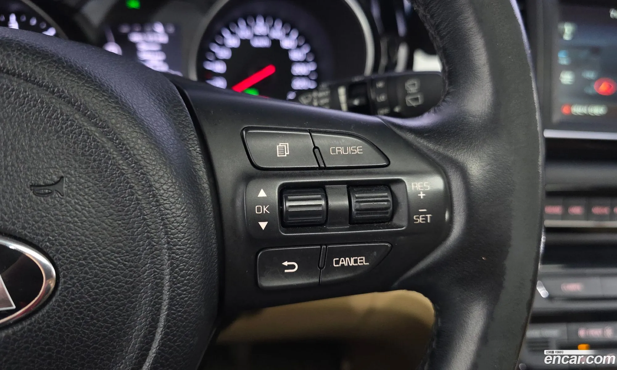 Kia Carnival 2014 KNAMC81ABFS024024 — 11