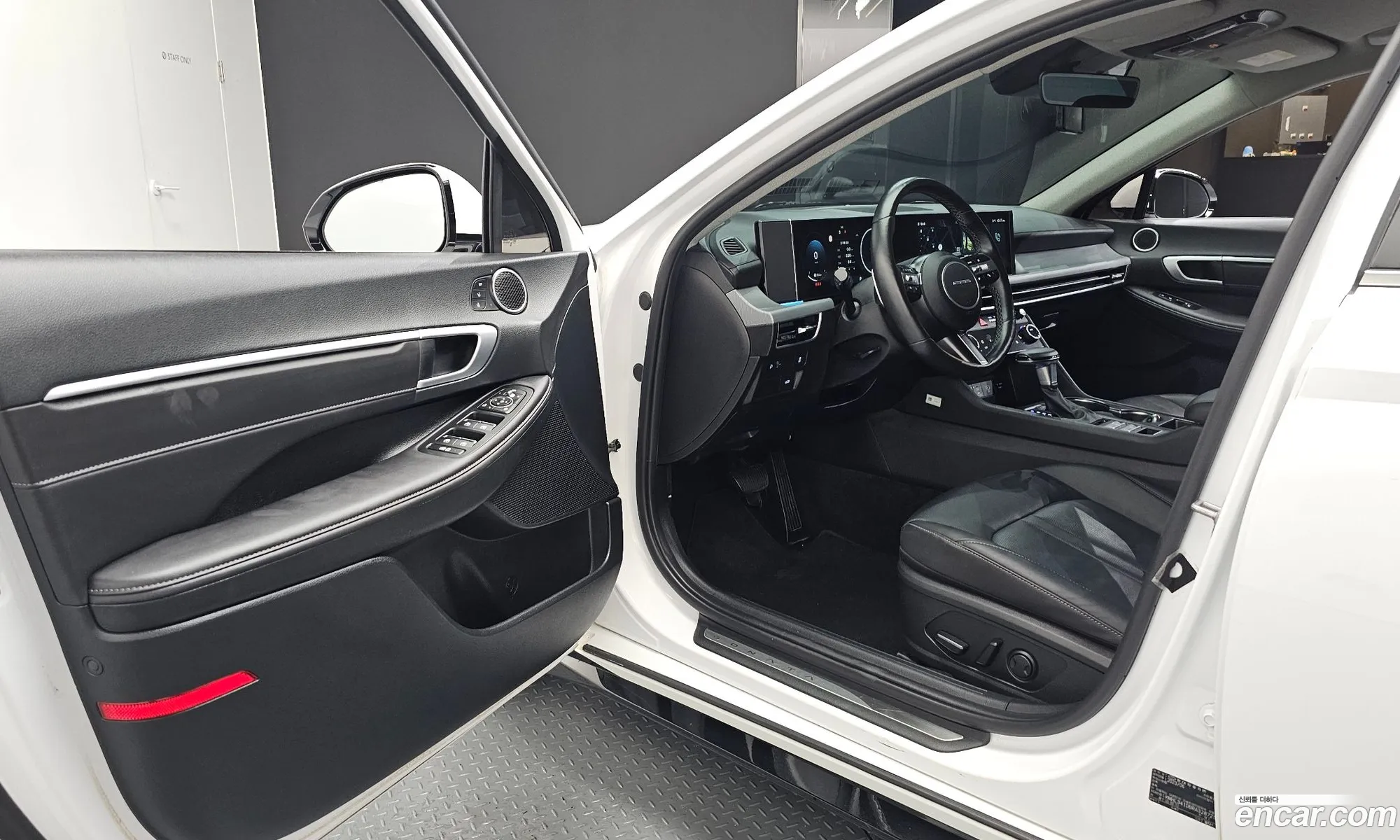 Hyundai Sonata the Edge 2023 — 28