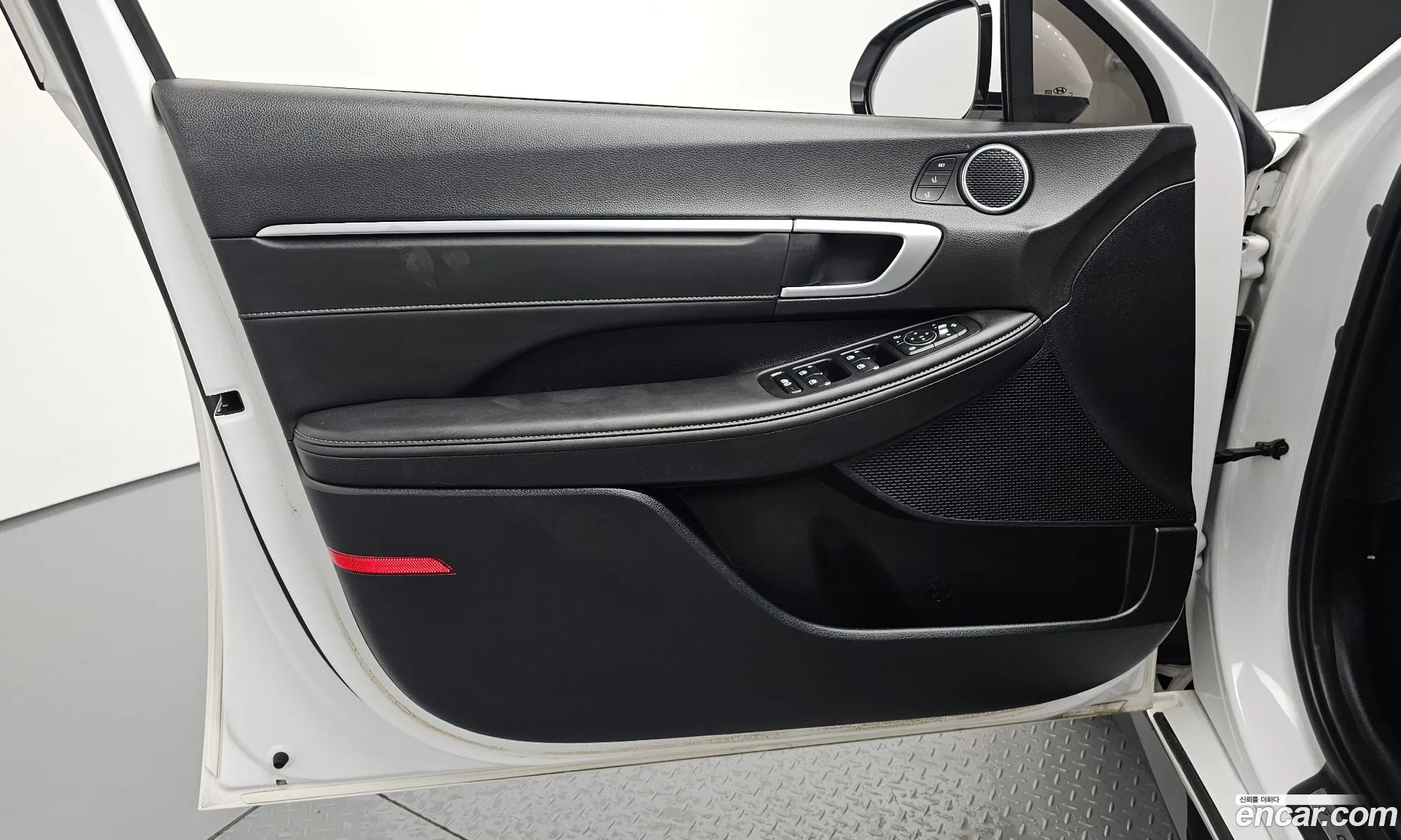 Hyundai Sonata the Edge 2023 — 15