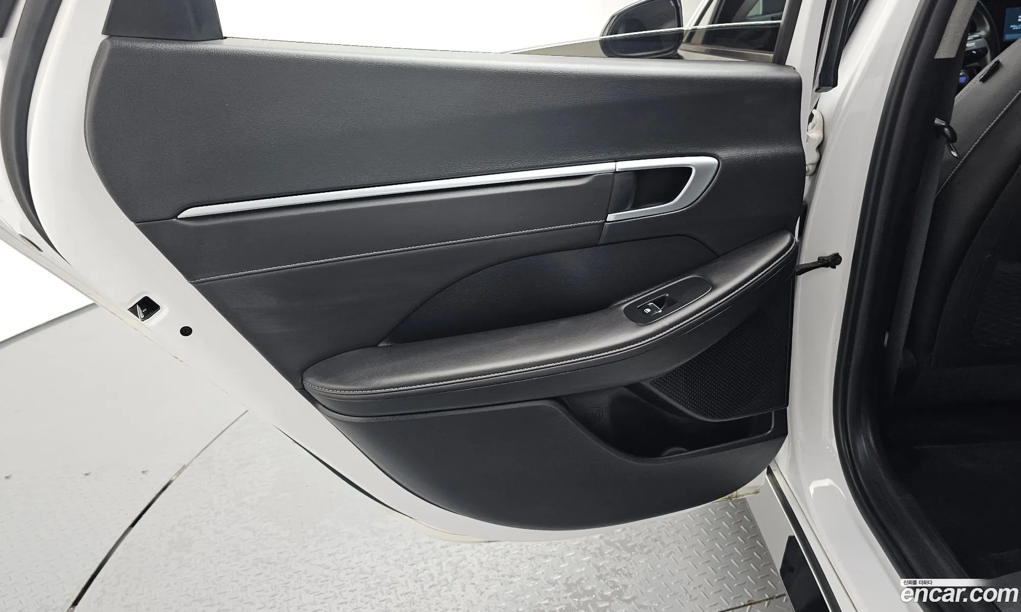 Hyundai Sonata the Edge 2023 — 37