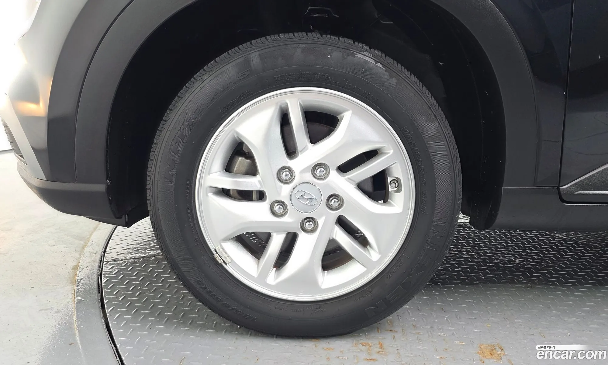 Hyundai Venue 2020 KMHRB813ELU074767 — 10