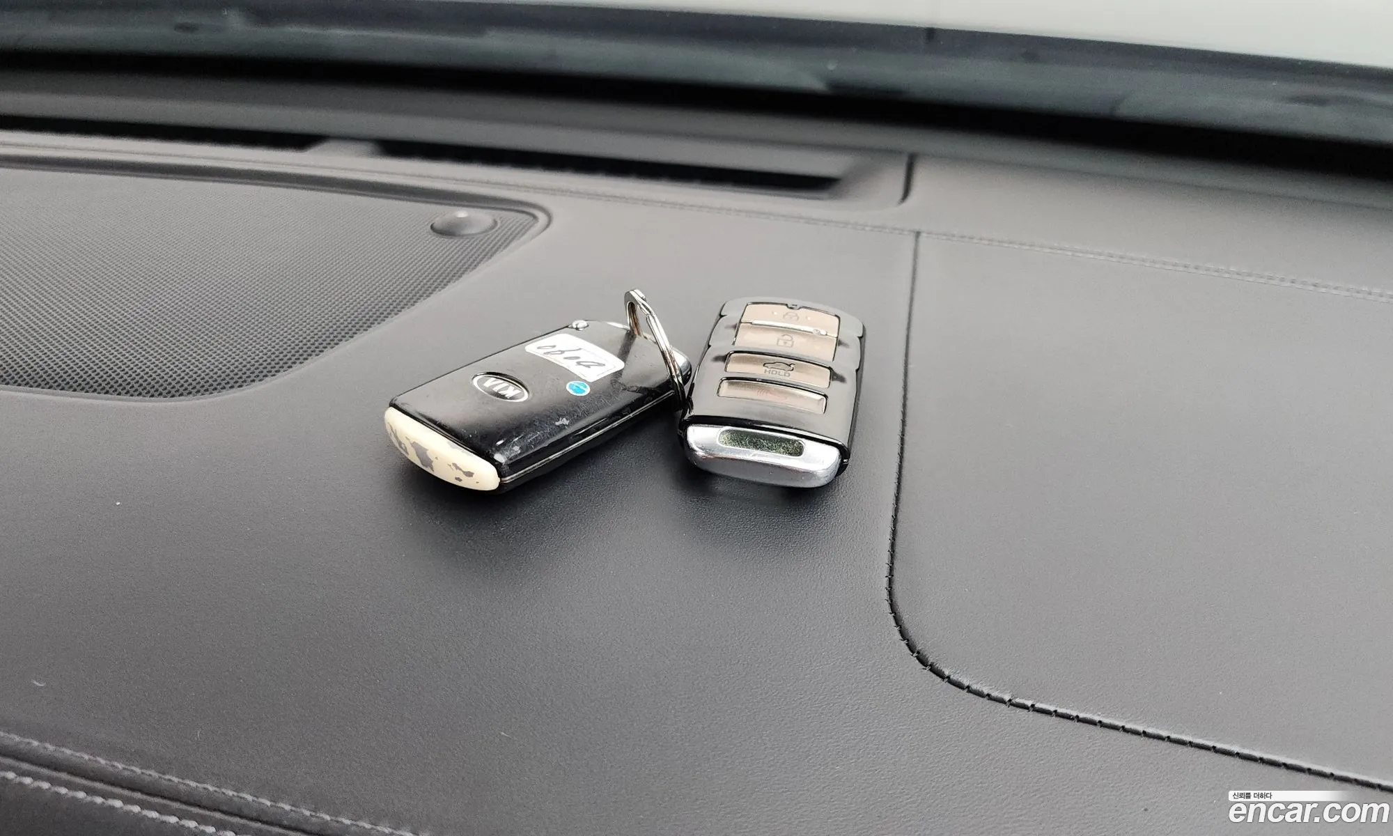 Kia K9 2014 KNALW413BFS024797 — 3