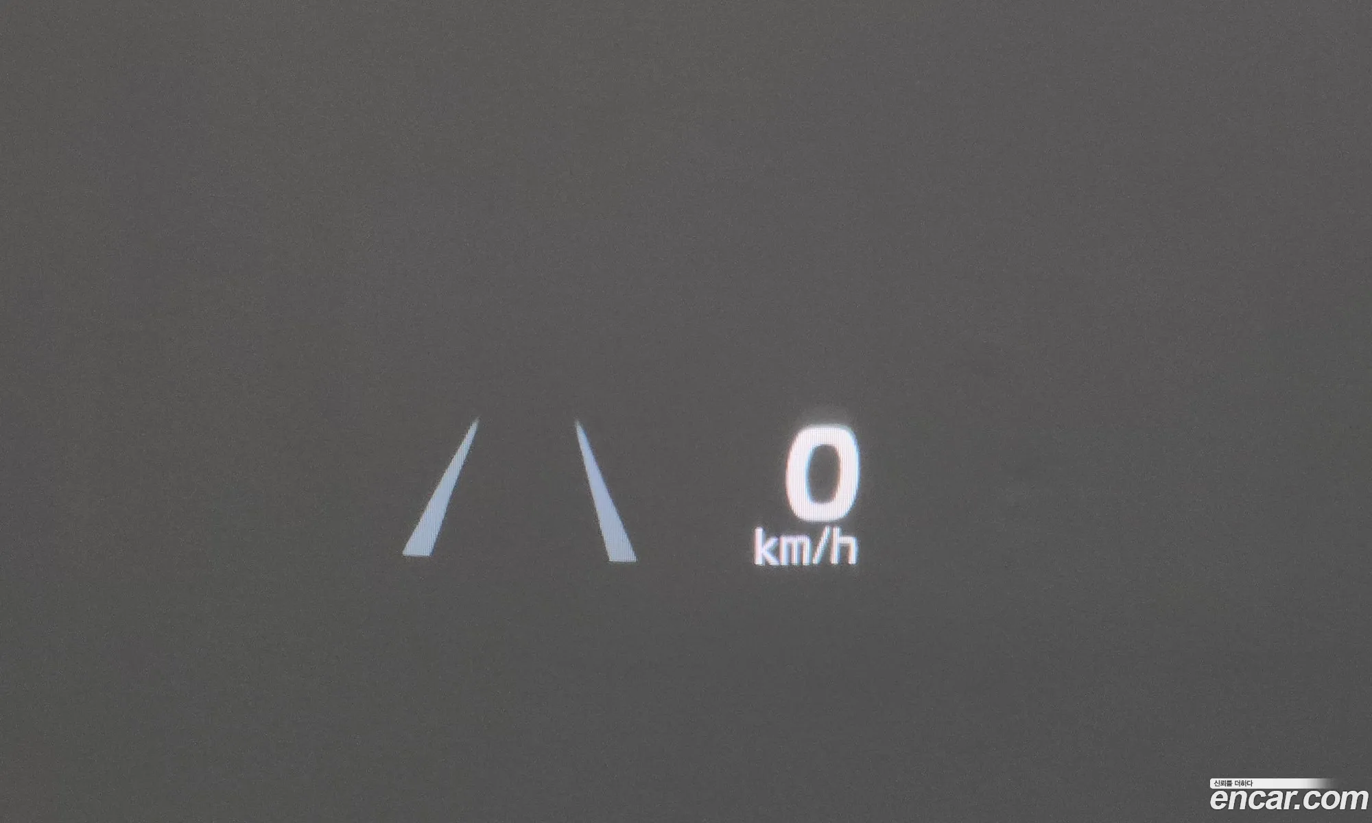 Kia K9 2014 KNALW413BFS024797 — 24