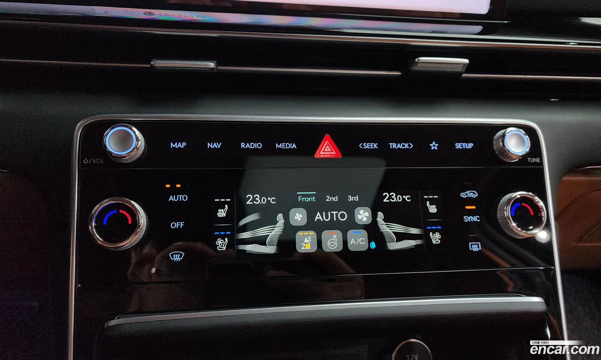 Genesis GV80 2024 KMTHA81BBRU214900 — 19