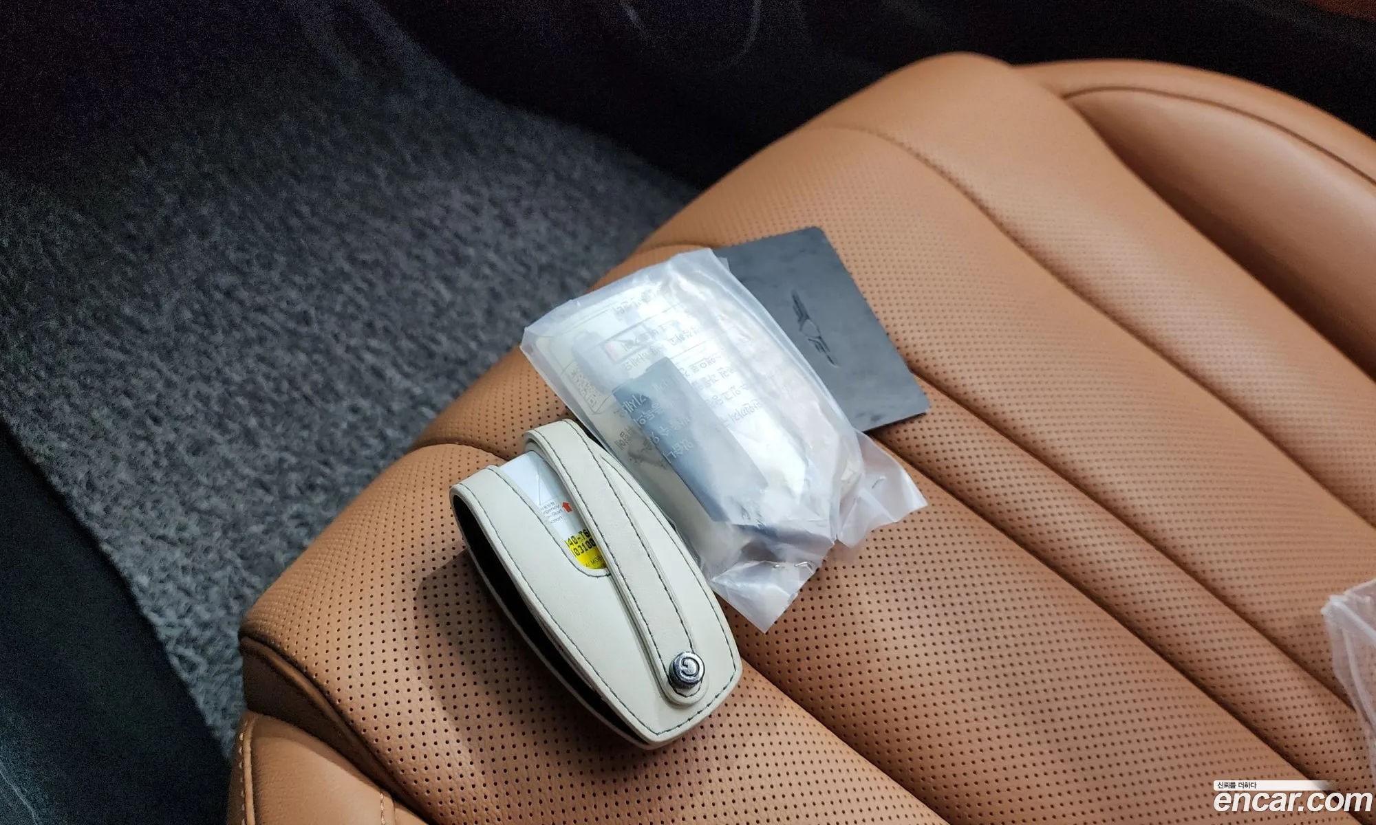 Genesis GV80 2024 KMTHA81BBRU214900 — 32