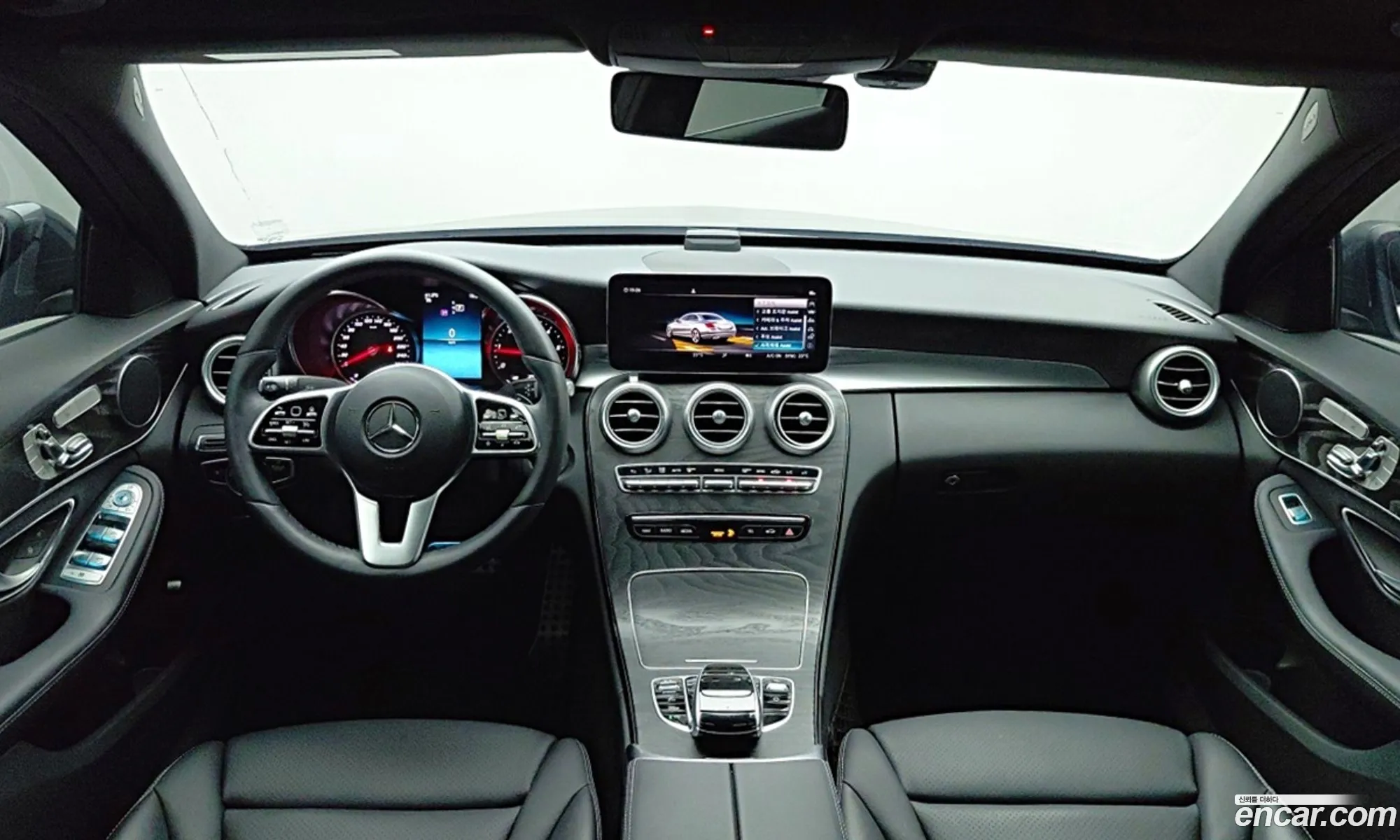 Mercedes-Benz C-Class W205 2019 — 13