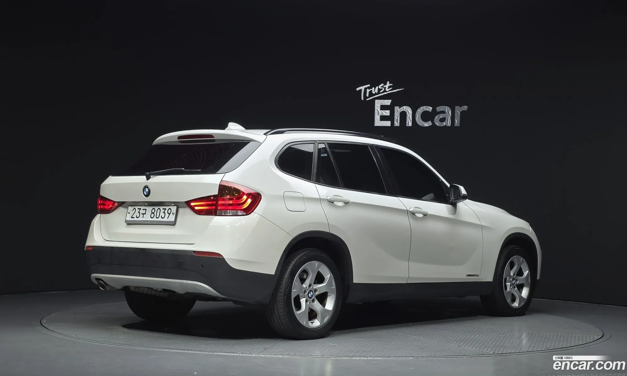 BMW X1 2014 WBAVP9100EVV41349 — 17