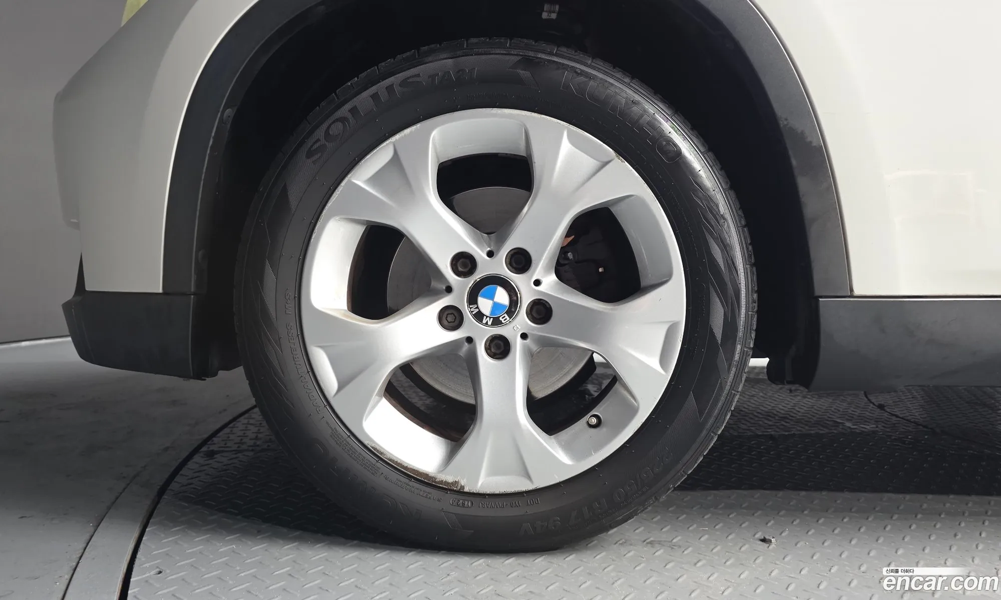 BMW X1 2014 WBAVP9100EVV41349 — 18