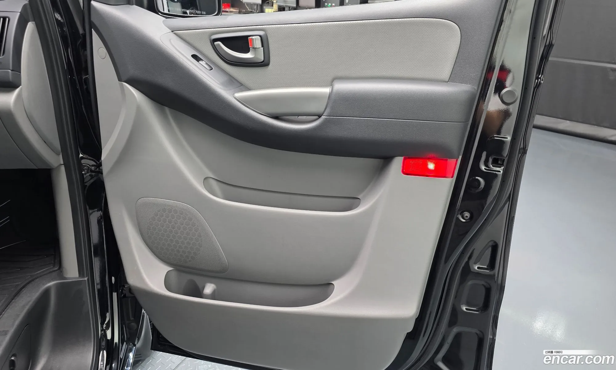 Hyundai Grand Starex 2020 — 13