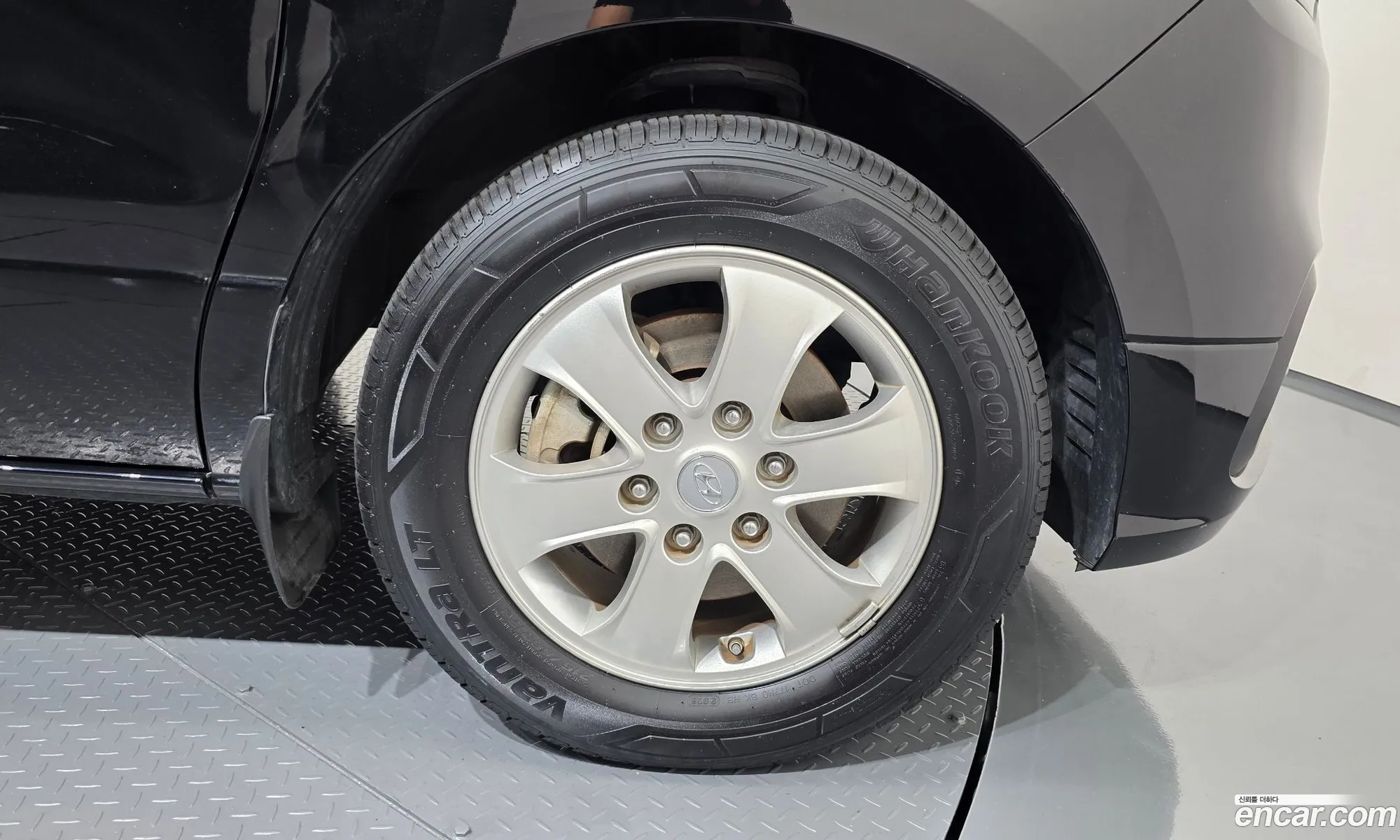 Hyundai Grand Starex 2020 — 29