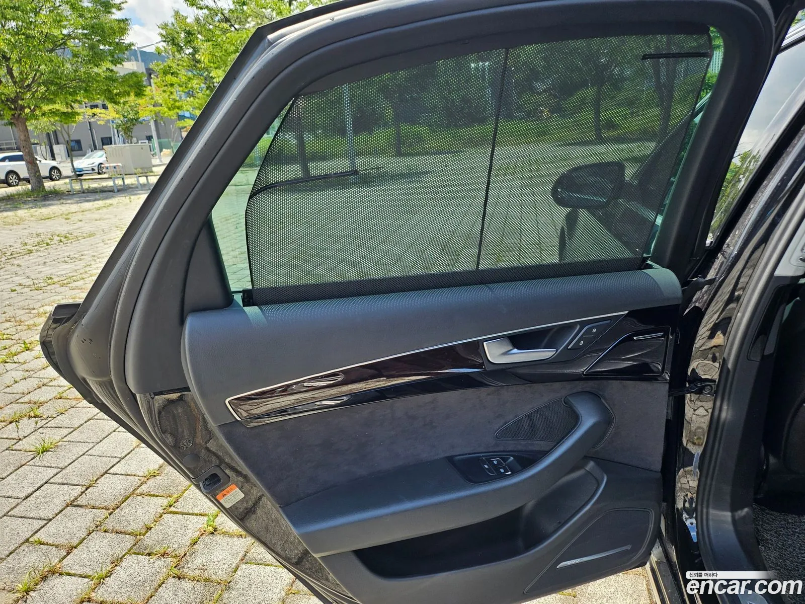 Audi A8 2015 — 15