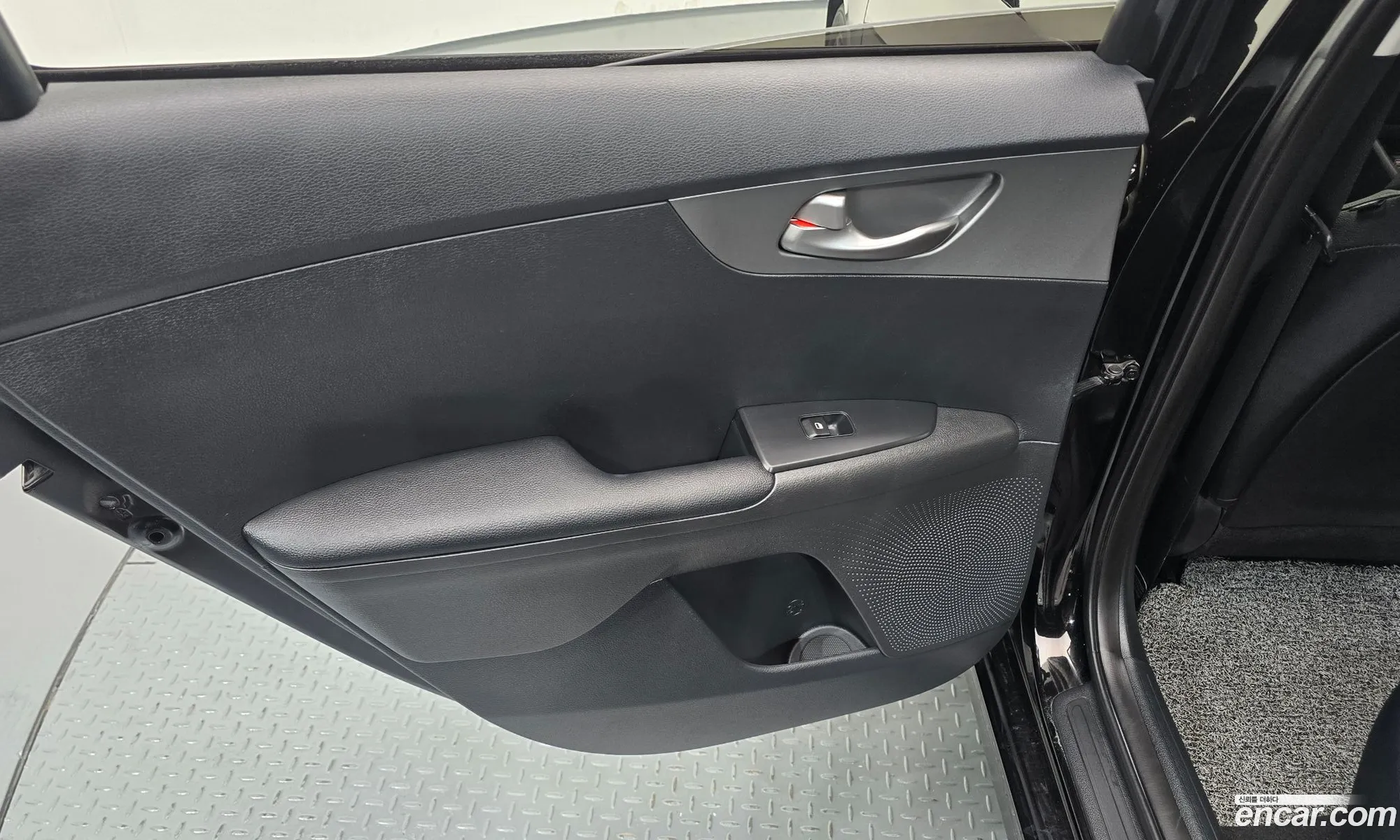 Kia K3 2021 KNAF141BEMA110085 — 30