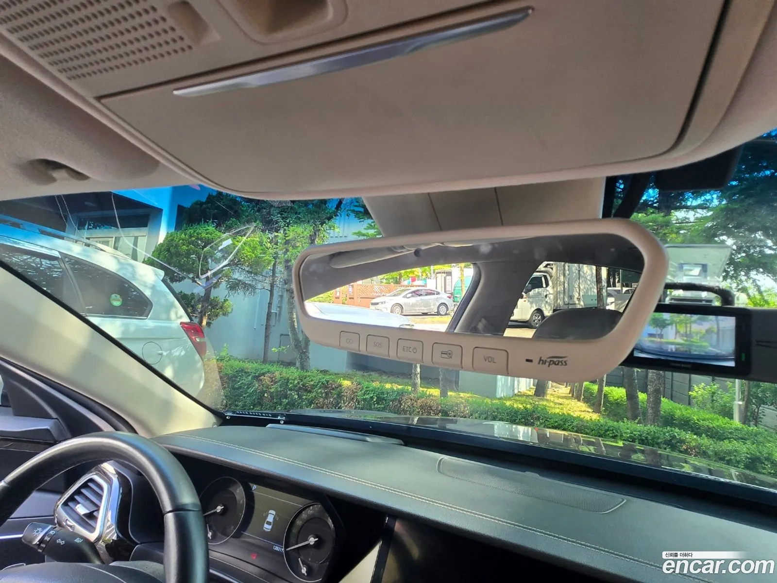 Genesis G90 2019 — 12