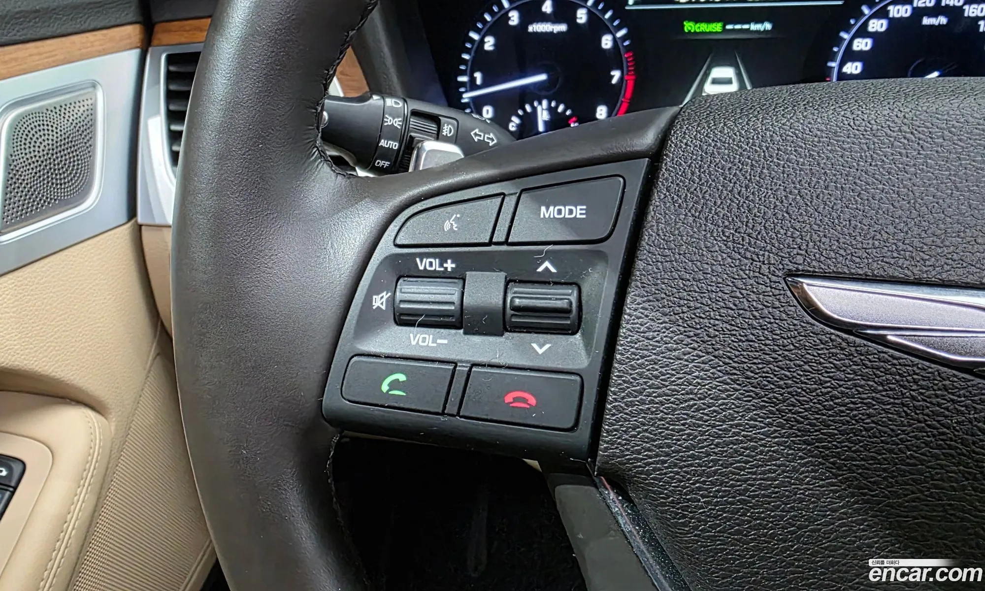Genesis G80 2019 KMHGN41EDKU323106 — 18