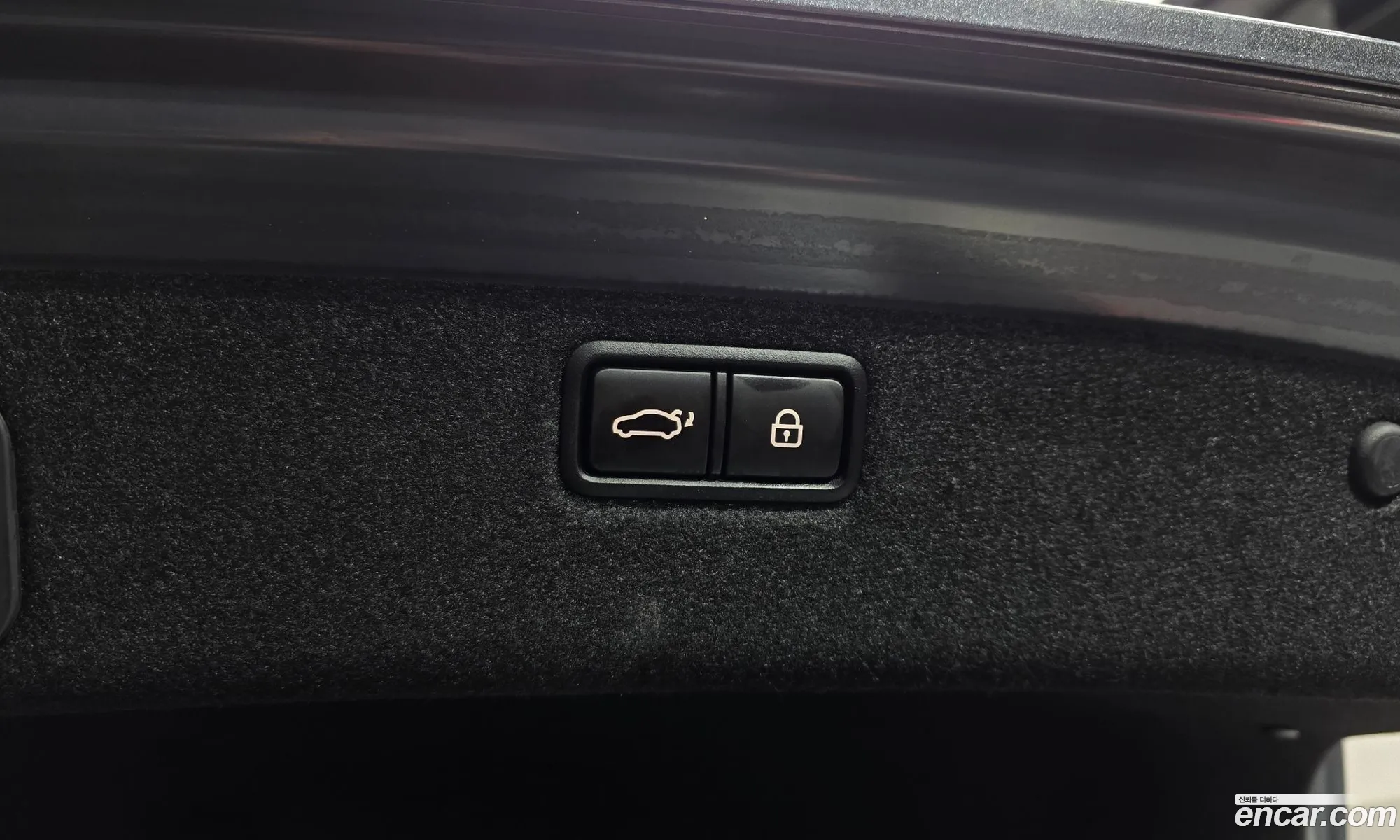Genesis G80 2019 KMHGN41EDKU323106 — 26