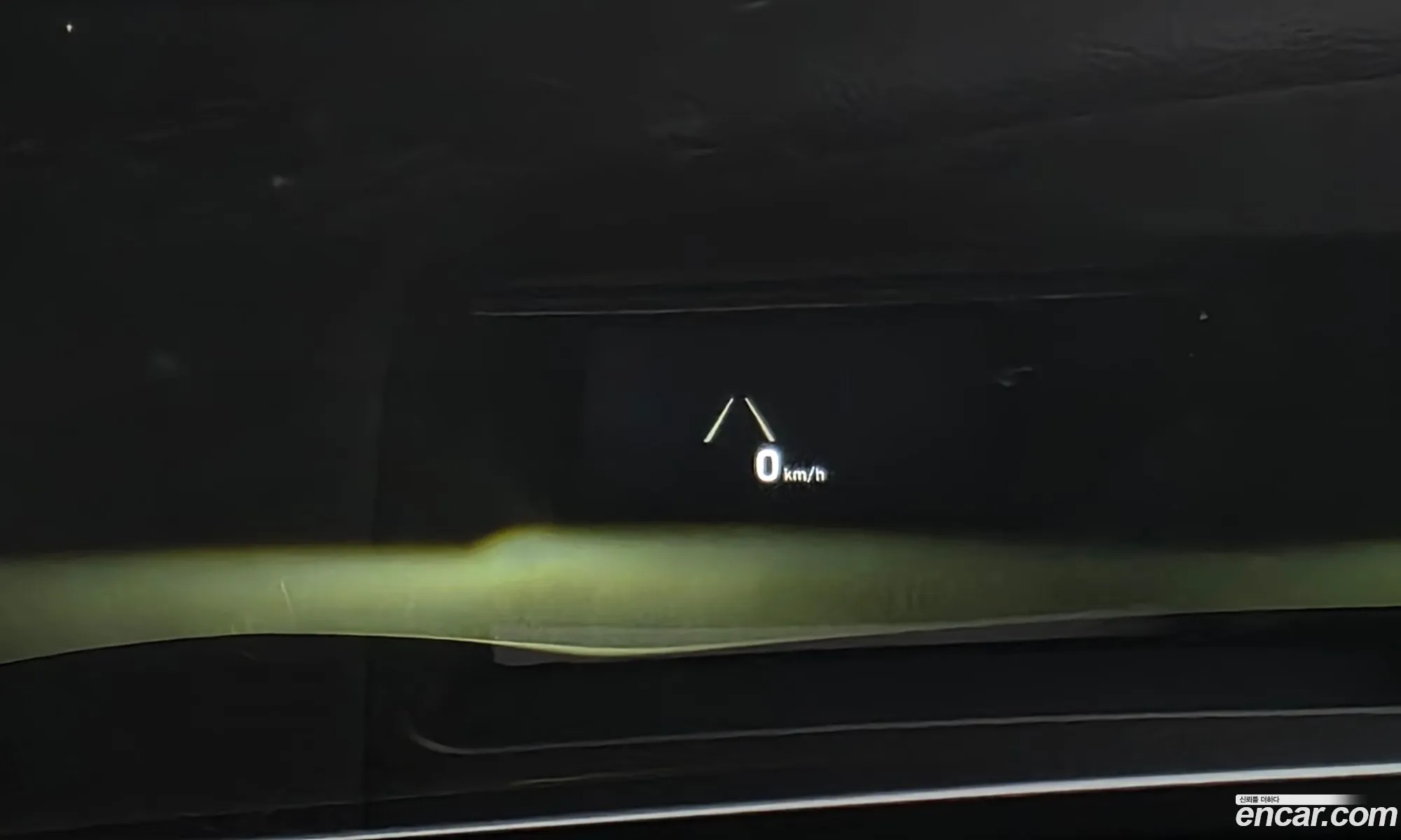 Genesis G80 2019 KMHGN41EDKU323106 — 29