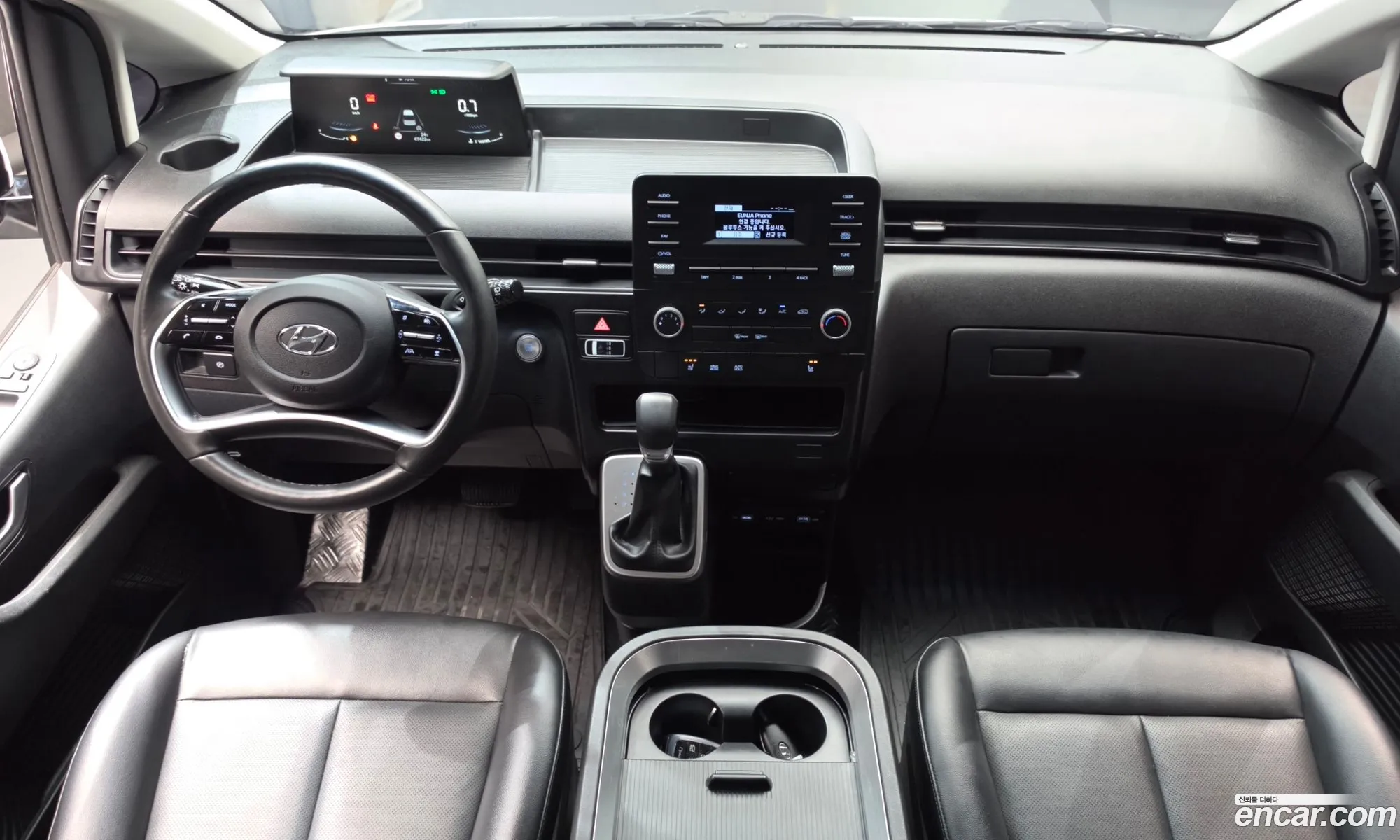 Hyundai Staria 2023 KMFYCX71BPC100983 — 16