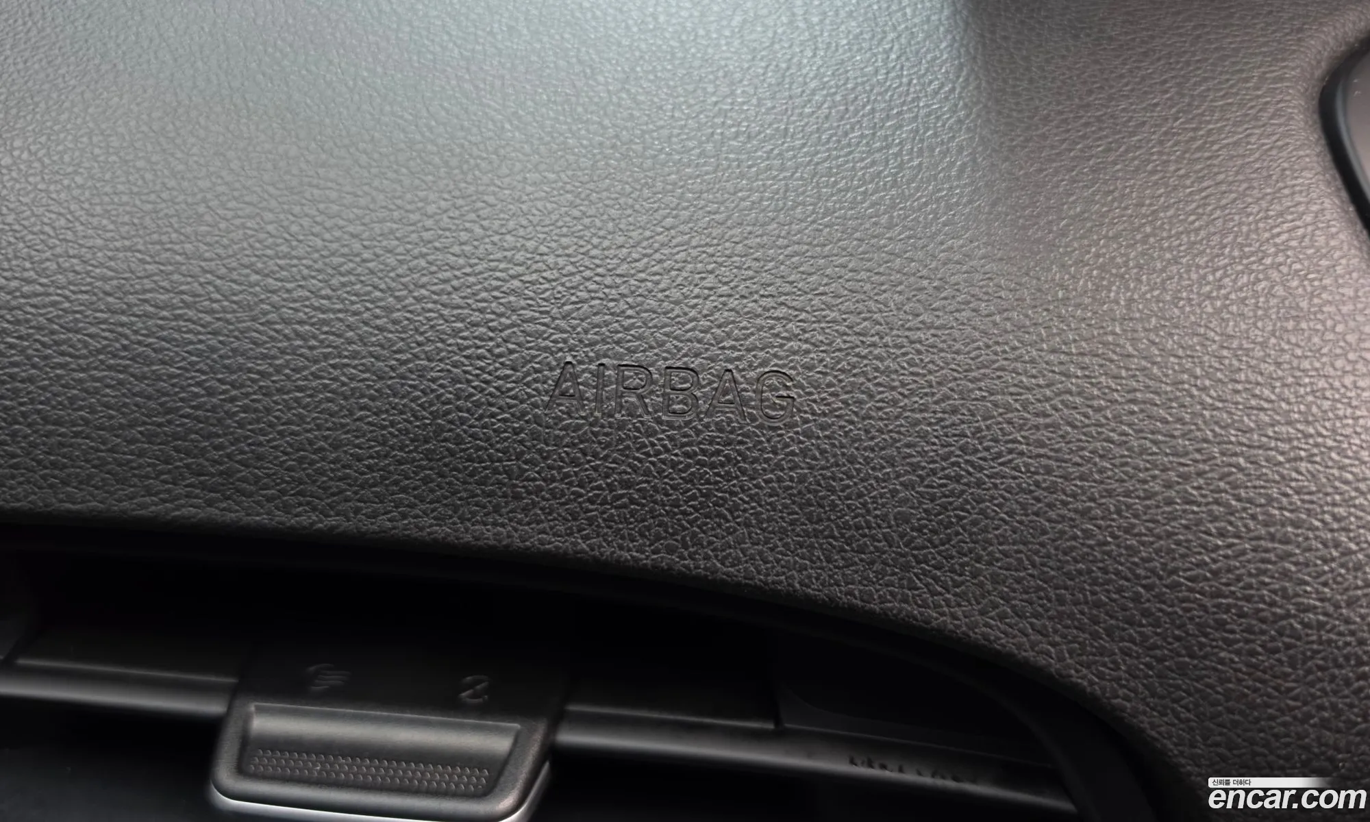 Hyundai Staria 2023 KMFYCX71BPC100983 — 25