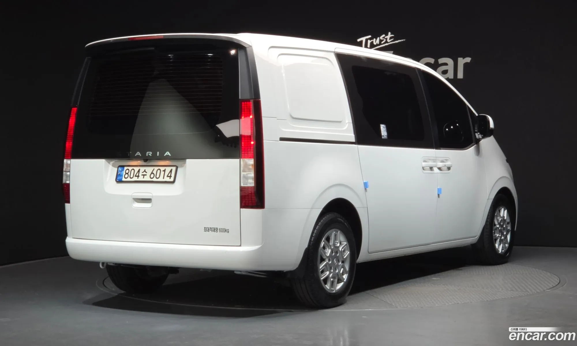 Hyundai Staria 2023 KMFYCX71BPC100983 — 17