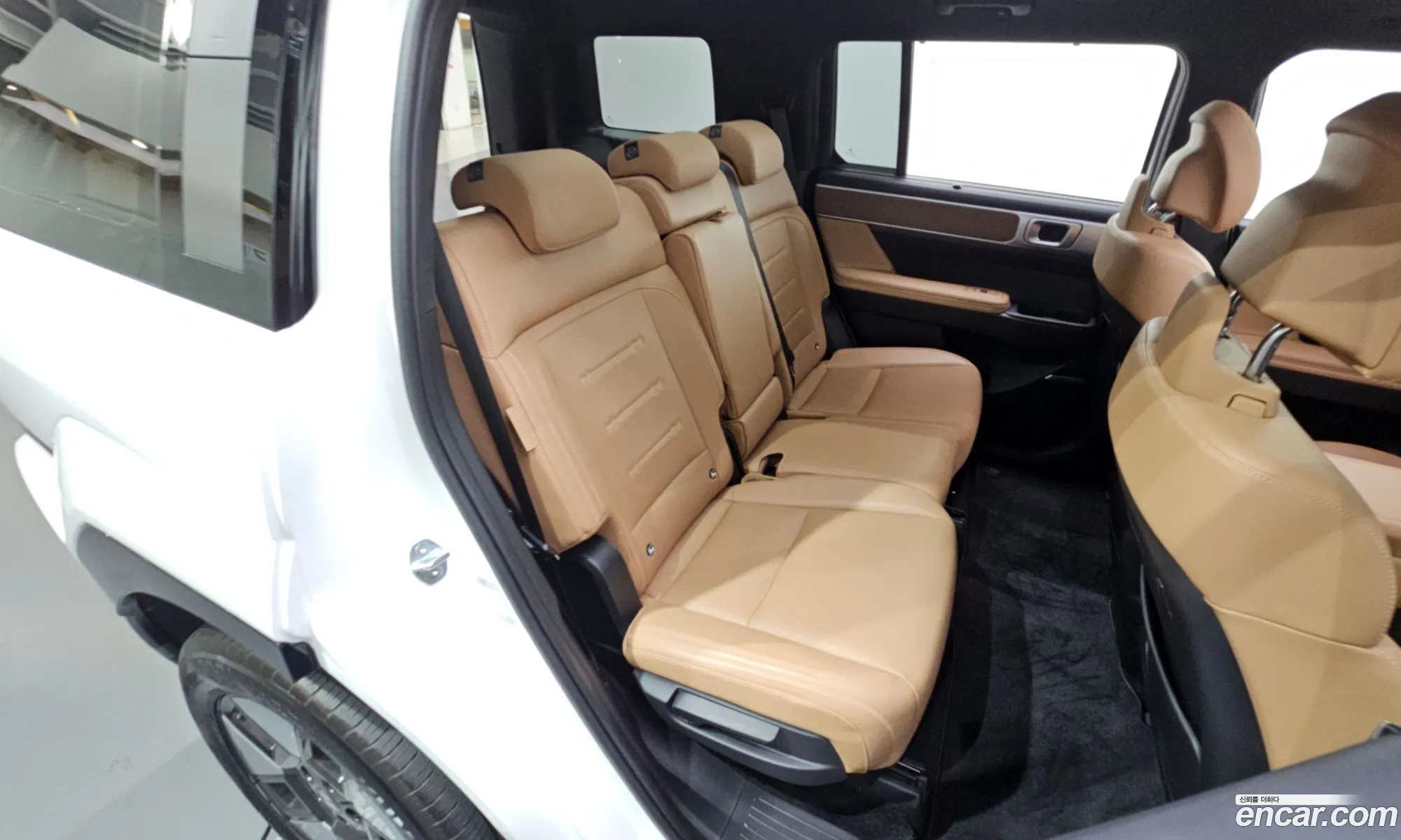 Hyundai Santa Fe 2024 KMHP5811BRU015102 — 7