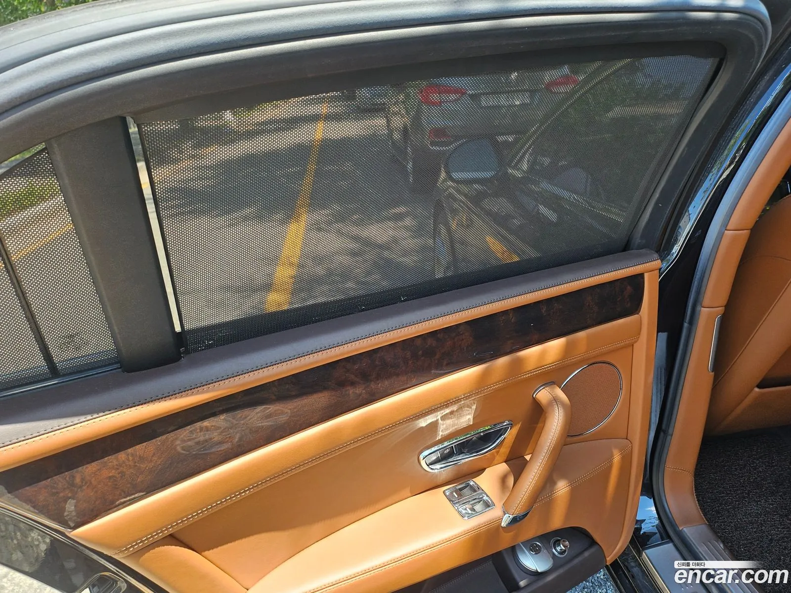 Bentley Flying Spur 2015 — 18