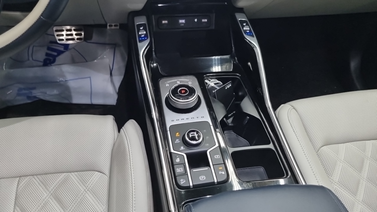 Kia Sorento 2023 — 14