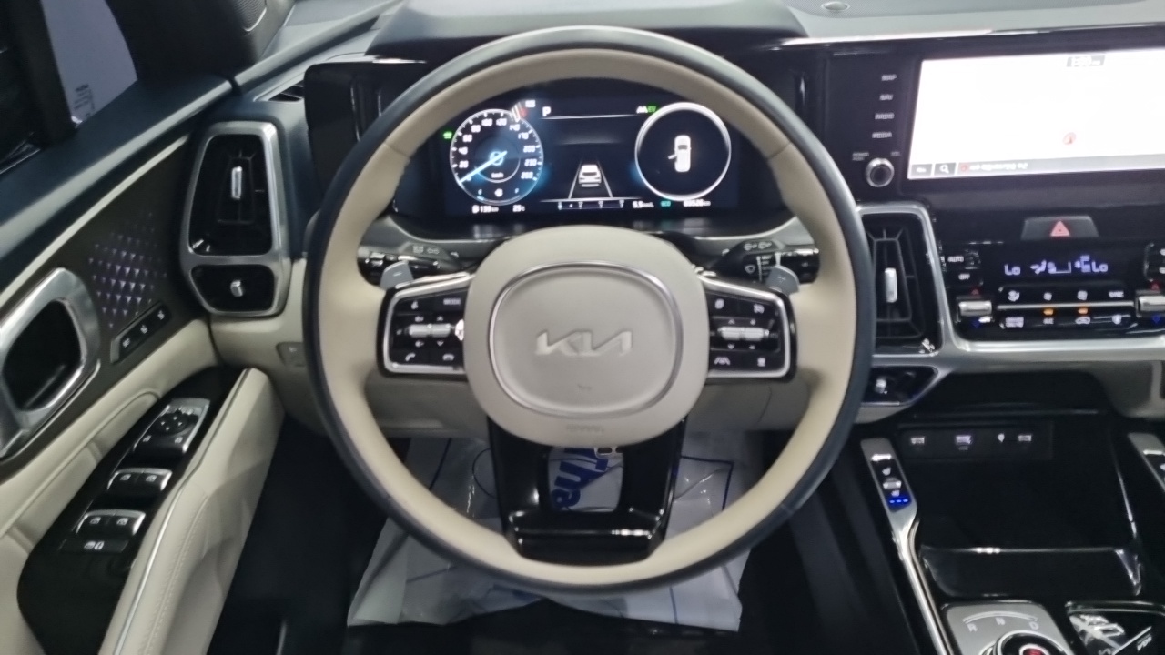 Kia Sorento 2023 — 10