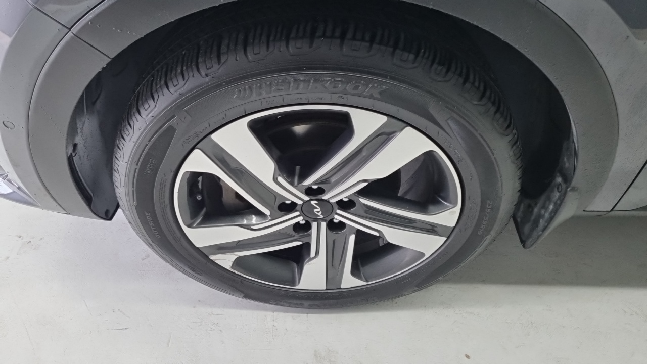Kia Sorento 2023 — 13