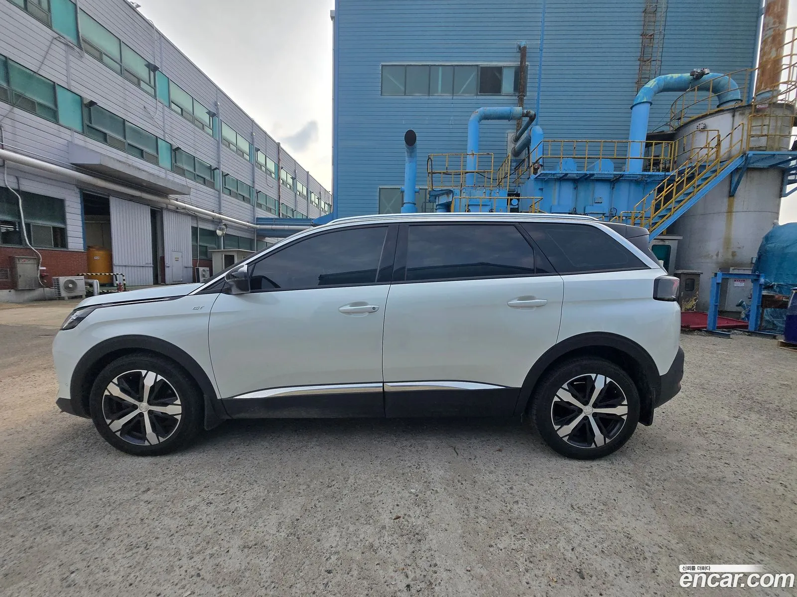 Peugeot 5008 2021 — 12