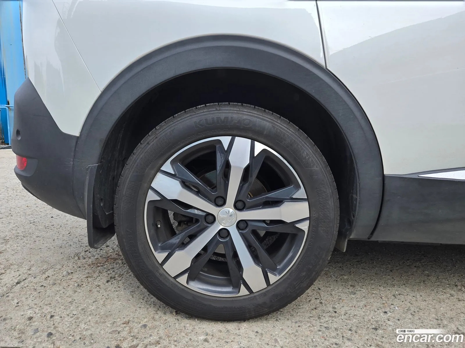 Peugeot 5008 2021 — 3