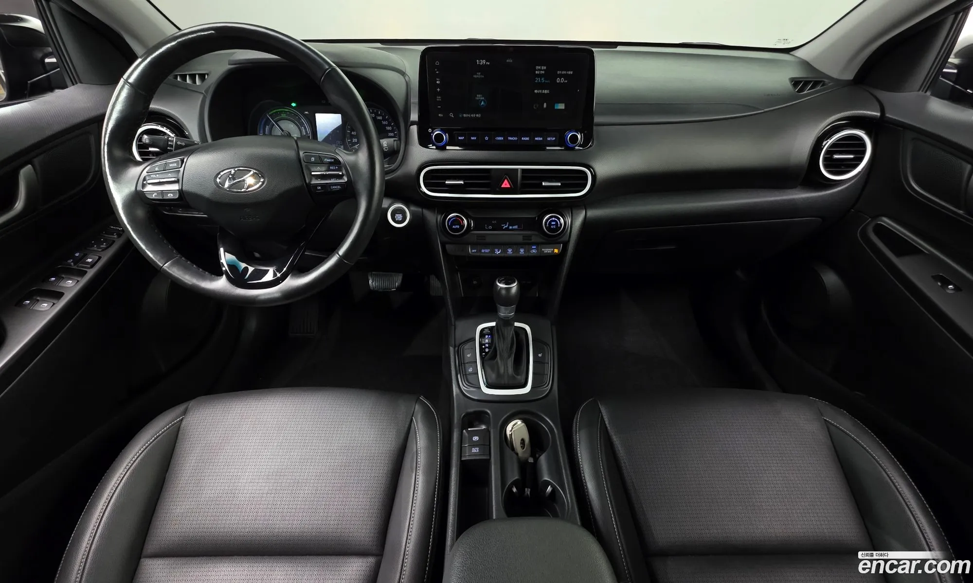 Hyundai Kona Hybrid 2020 — 24