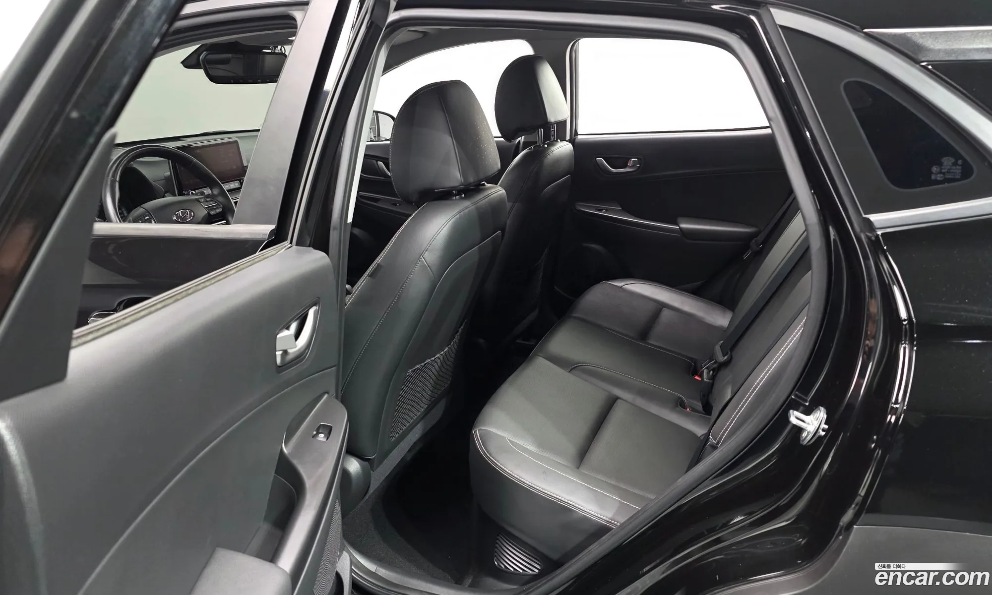 Hyundai Kona Hybrid 2020 — 28