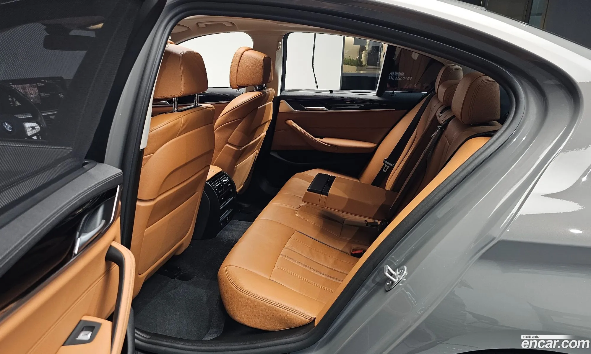 BMW 5 Series 2022 WBA11BH00NCJ23804 — 24
