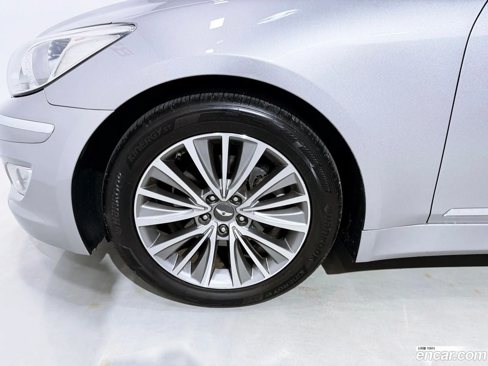 Hyundai Genesis 2012 — 20