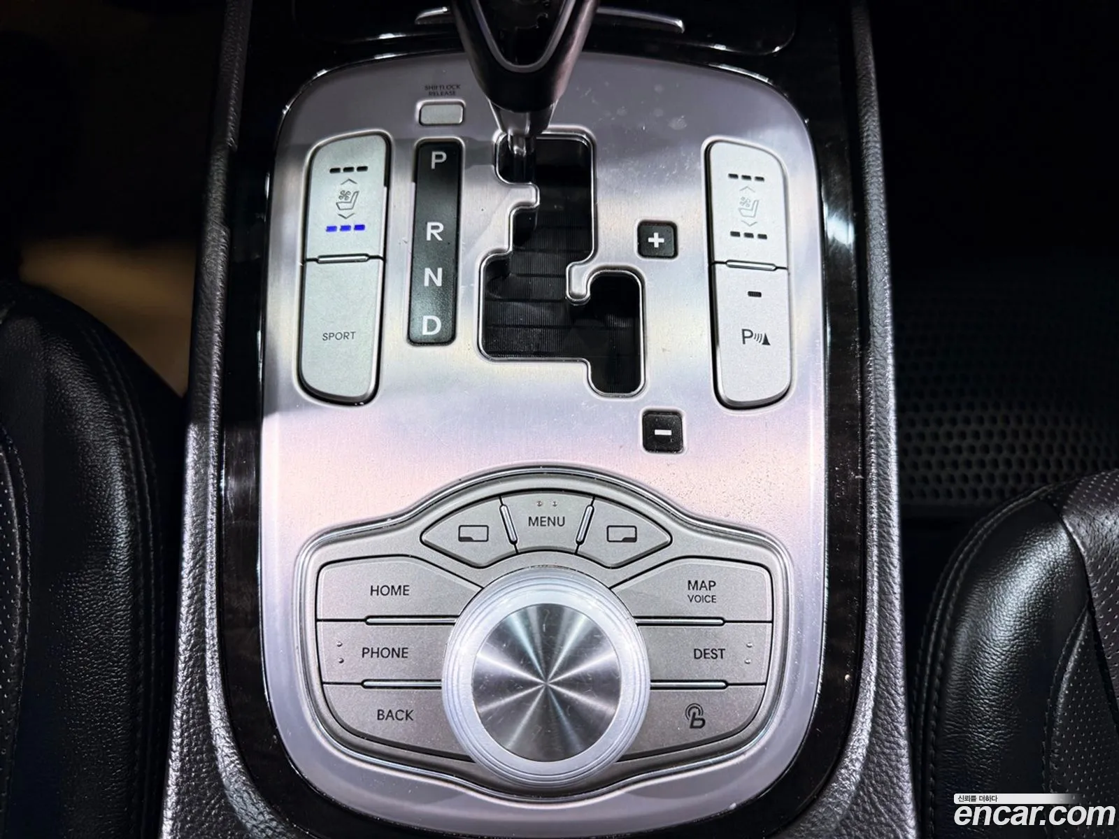 Hyundai Genesis 2012 — 8