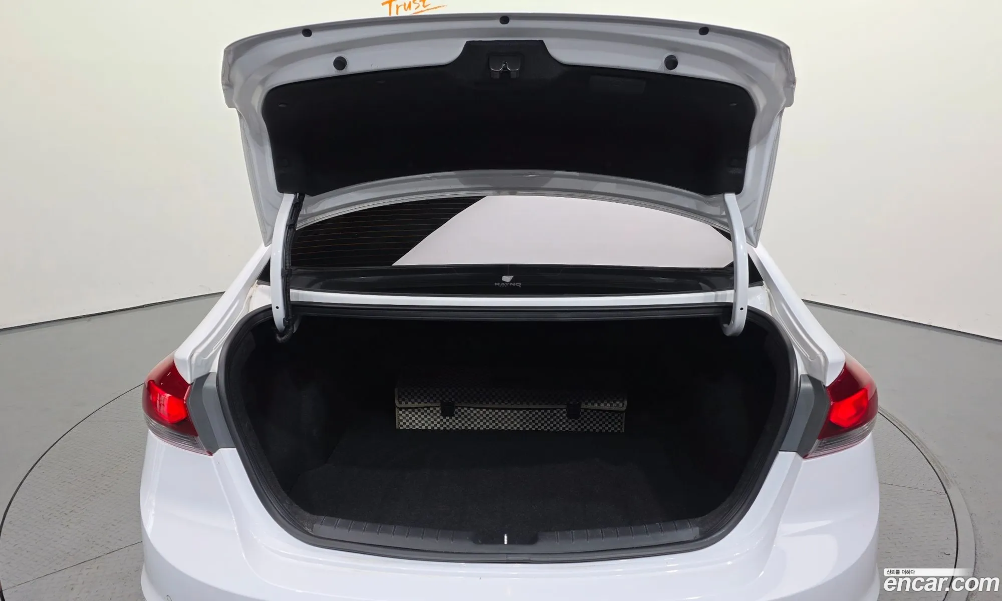 Hyundai Elantra AD 2018 KMHD641DBJU707732 — 19