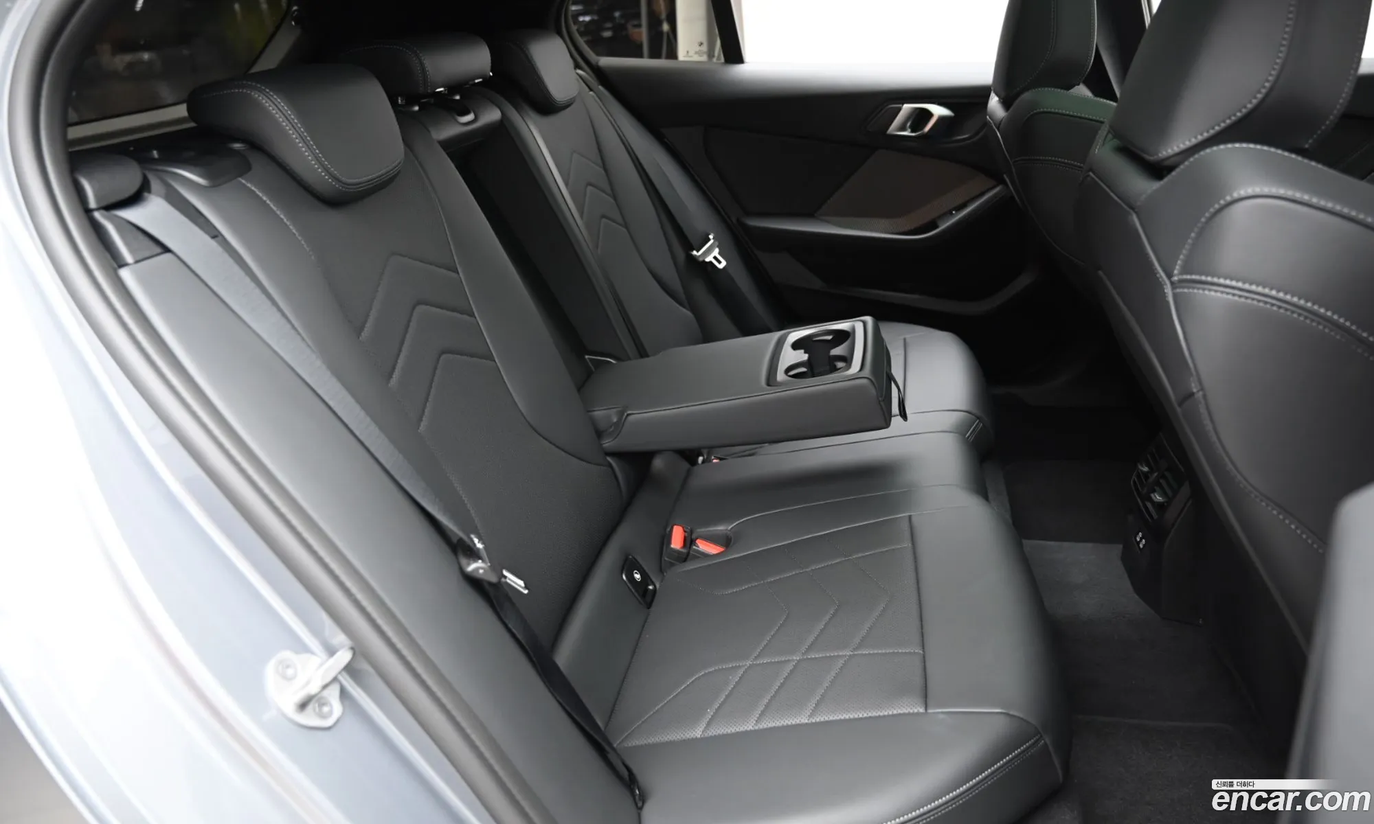 BMW 1 Series 2025 — 18