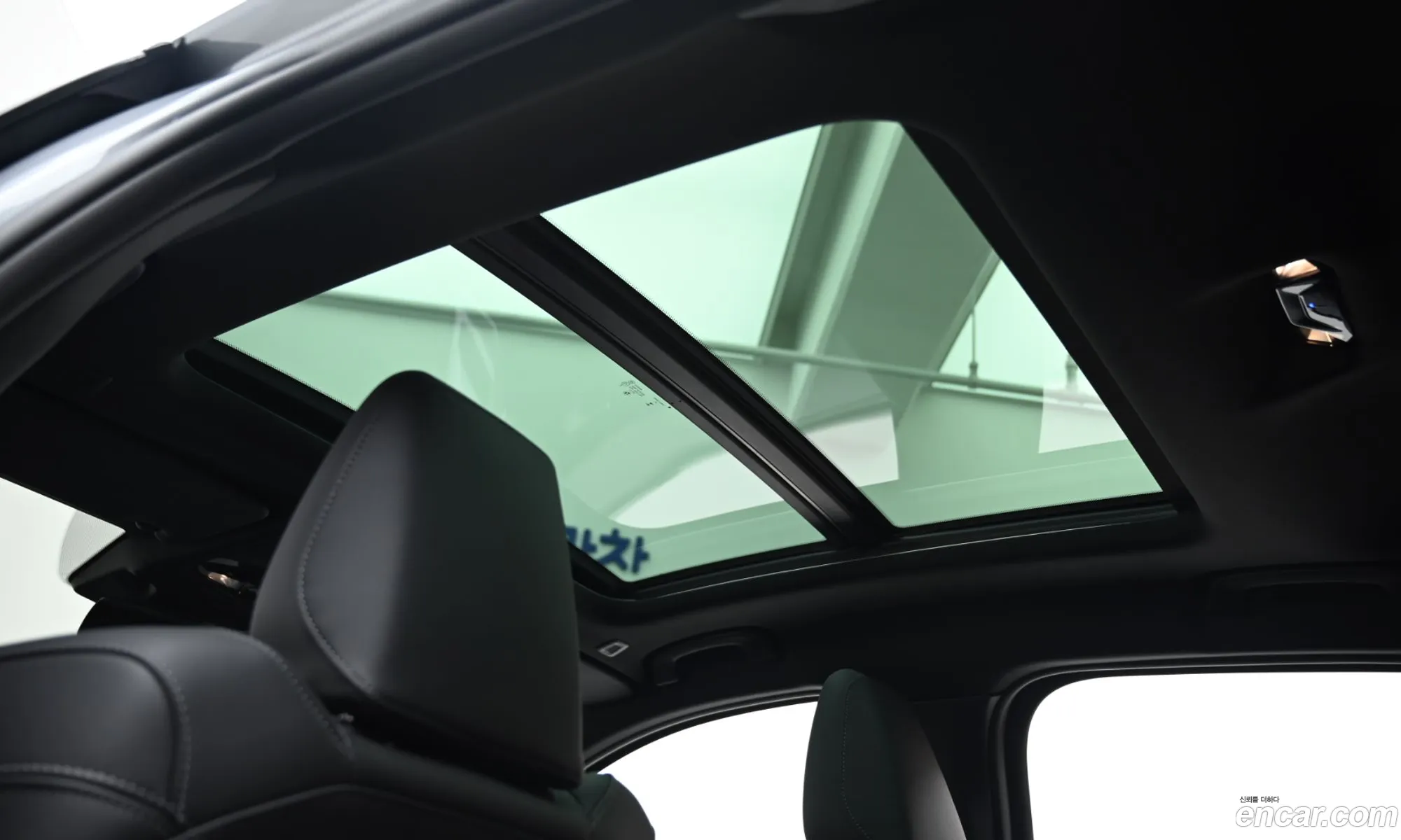 BMW 1 Series 2025 — 14