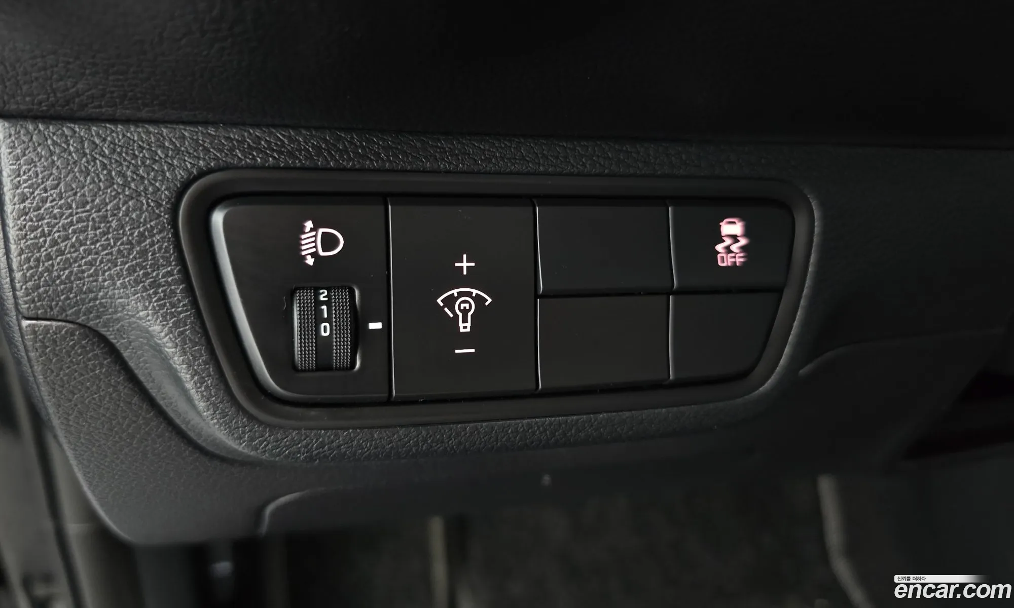 Kia K3 2023 KNAF241BEPA962811 — 12