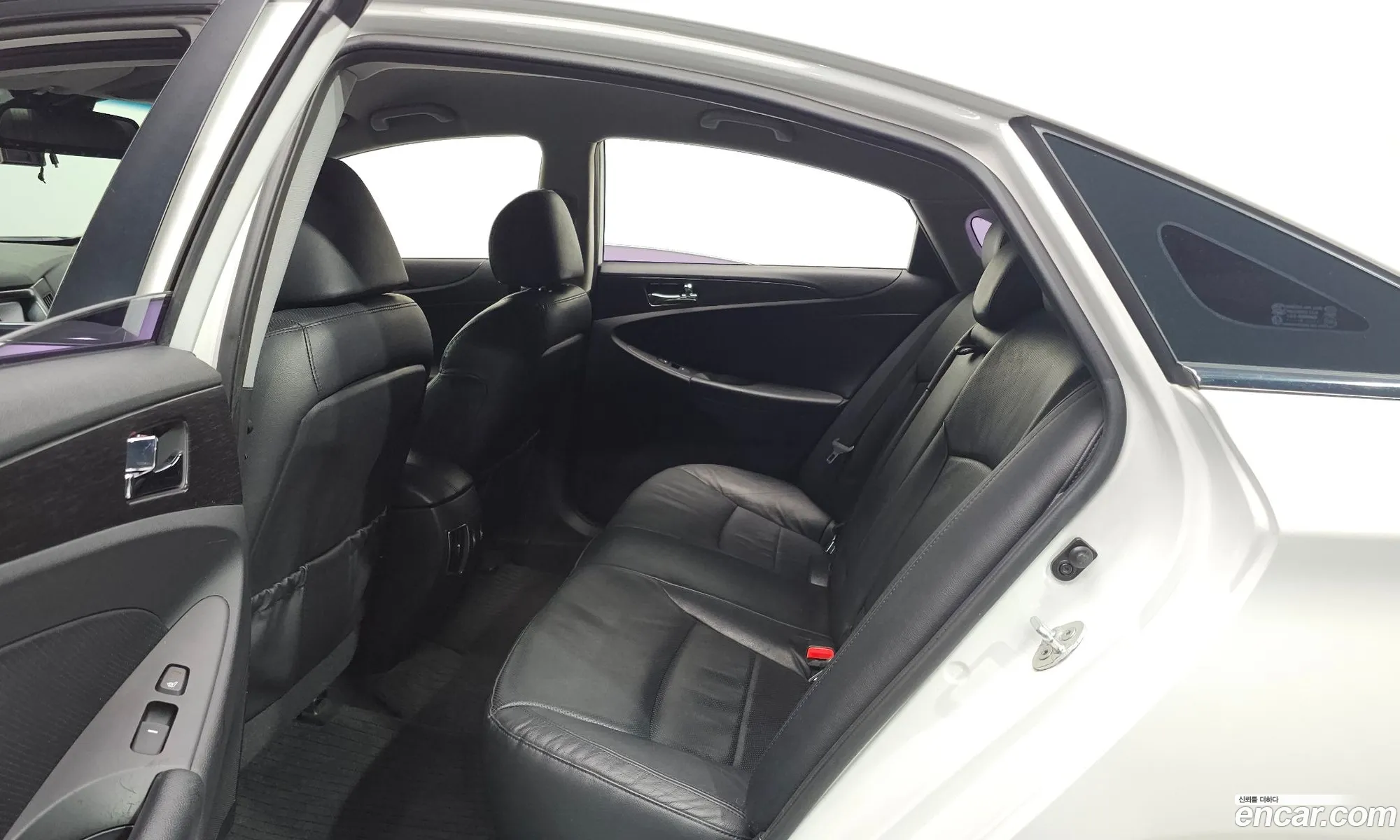 Hyundai Sonata the Brilliant 2013 KMHEC41EBDA549057 — 7