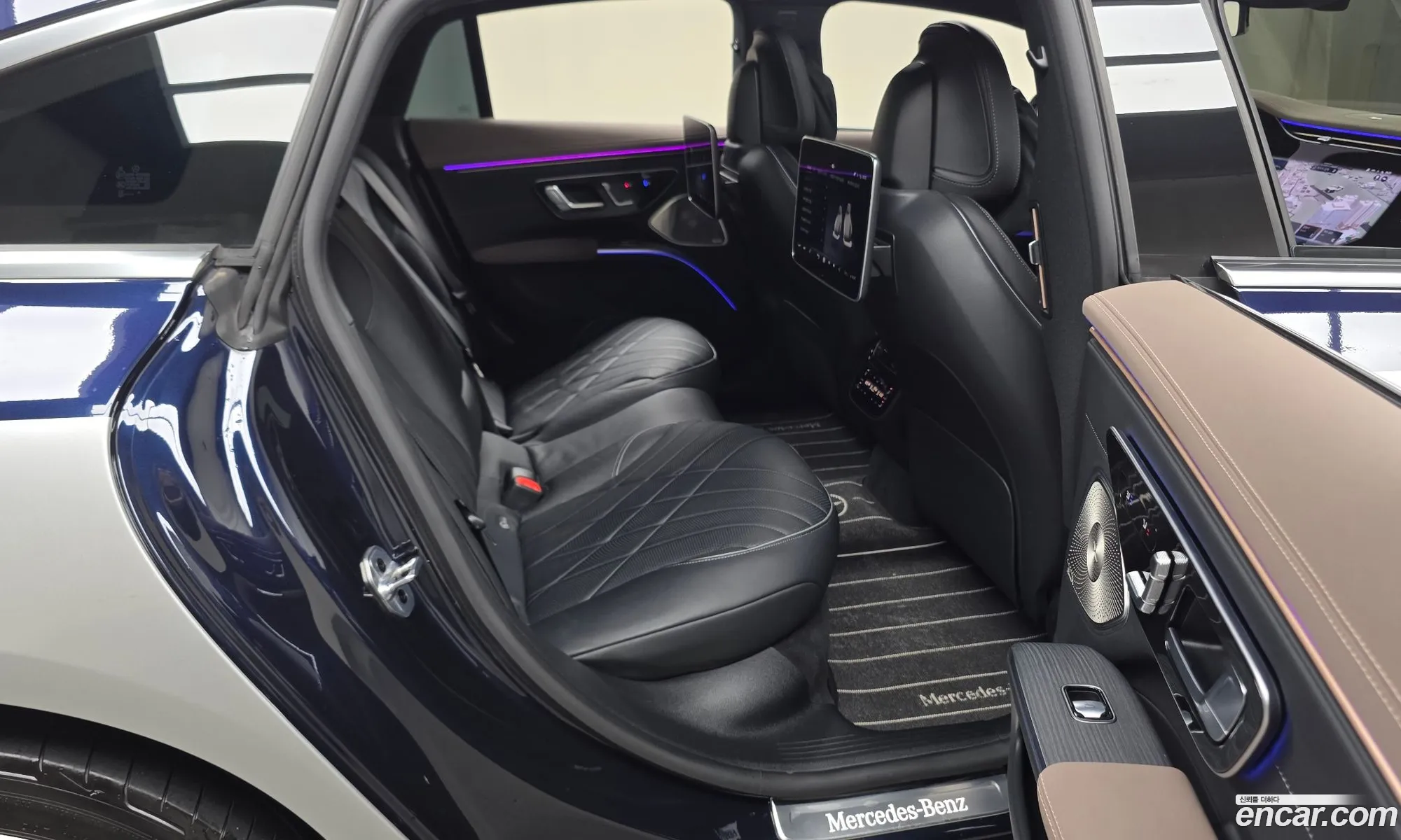 Mercedes-Benz EQS V297 2023 — 12
