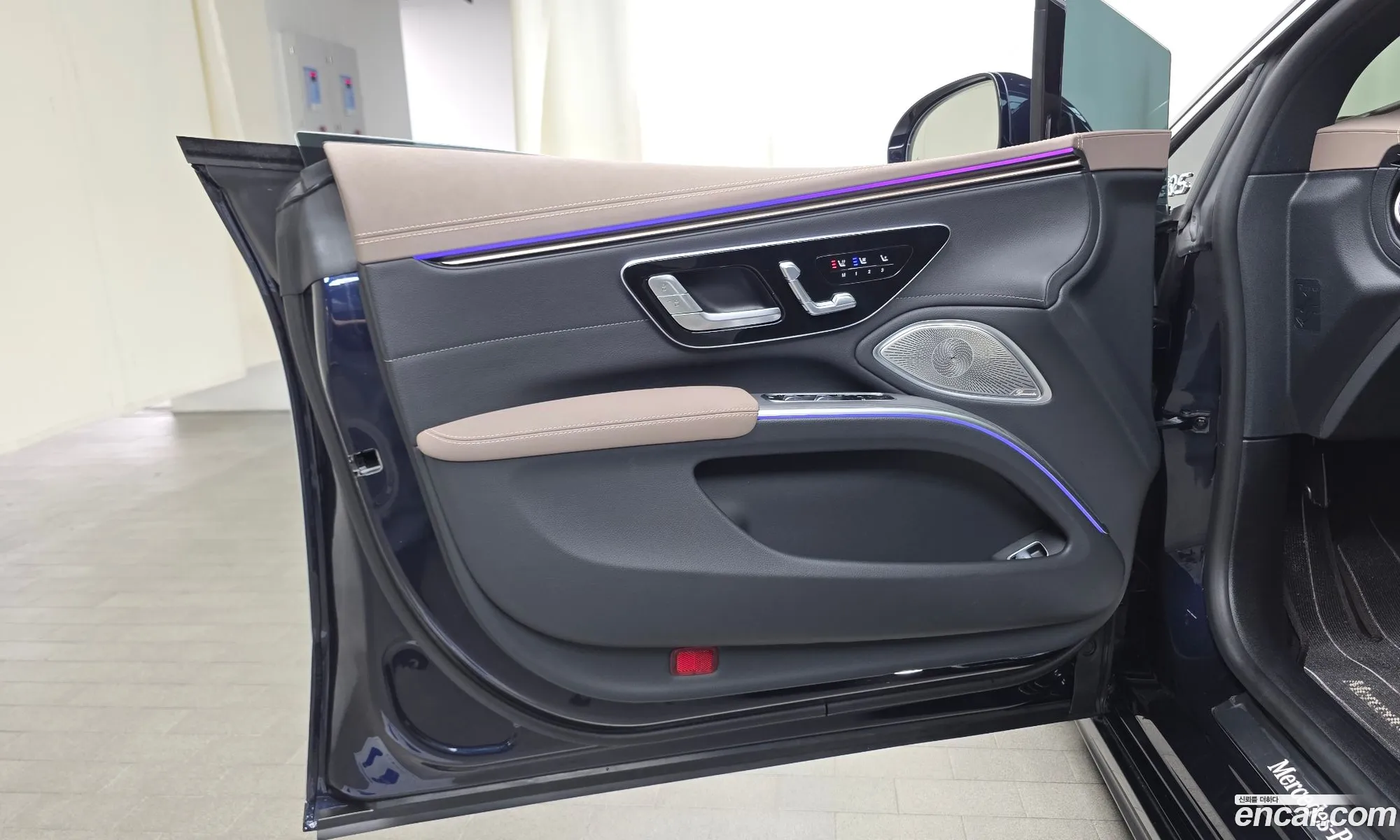 Mercedes-Benz EQS V297 2023 — 31